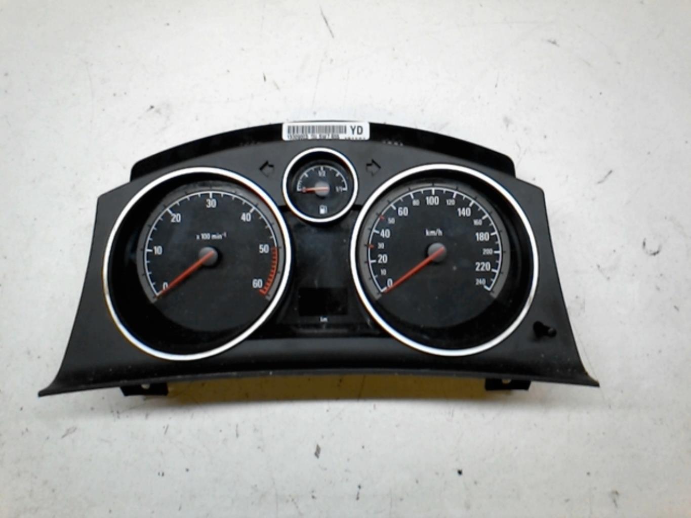 Compteur OPEL ZAFIRA B PHASE 2 Diesel - 1