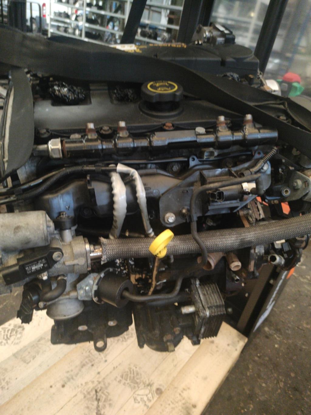 Moteur FORD MONDEO 2 BREAK Diesel - 1
