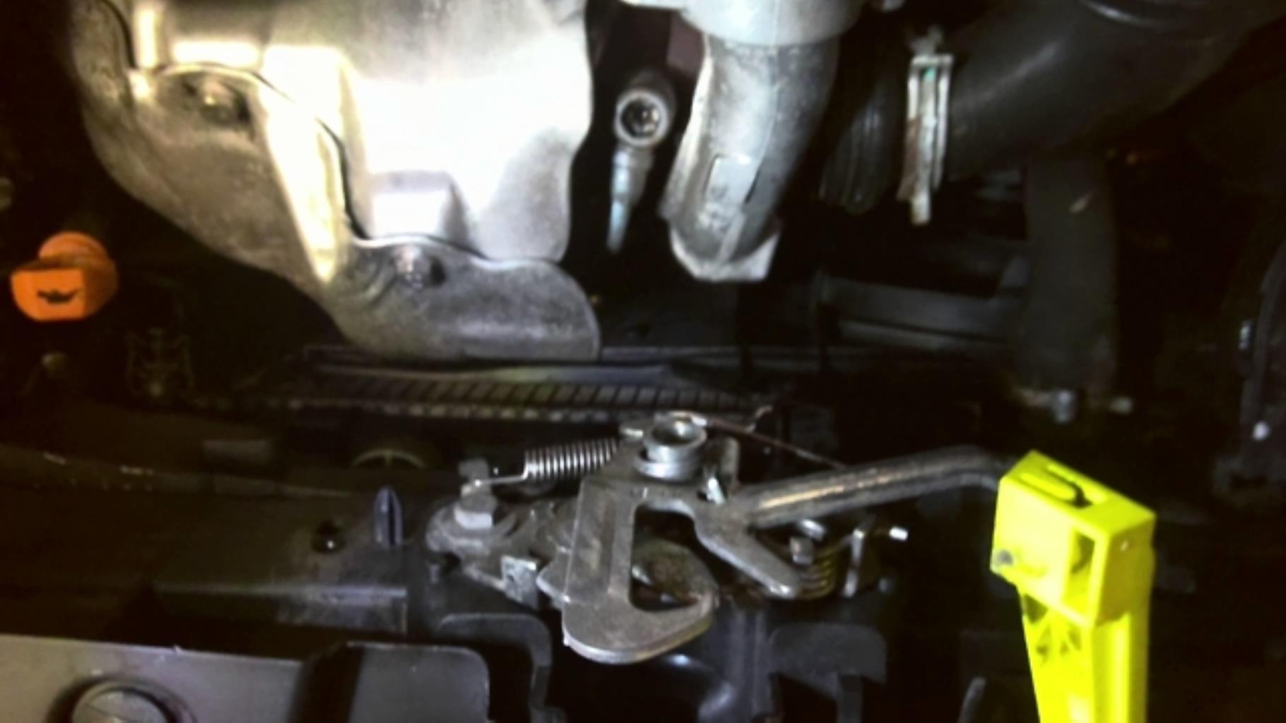 Serrure de capot CITROEN C3 PICASSO PHASE 1 Diesel - 1