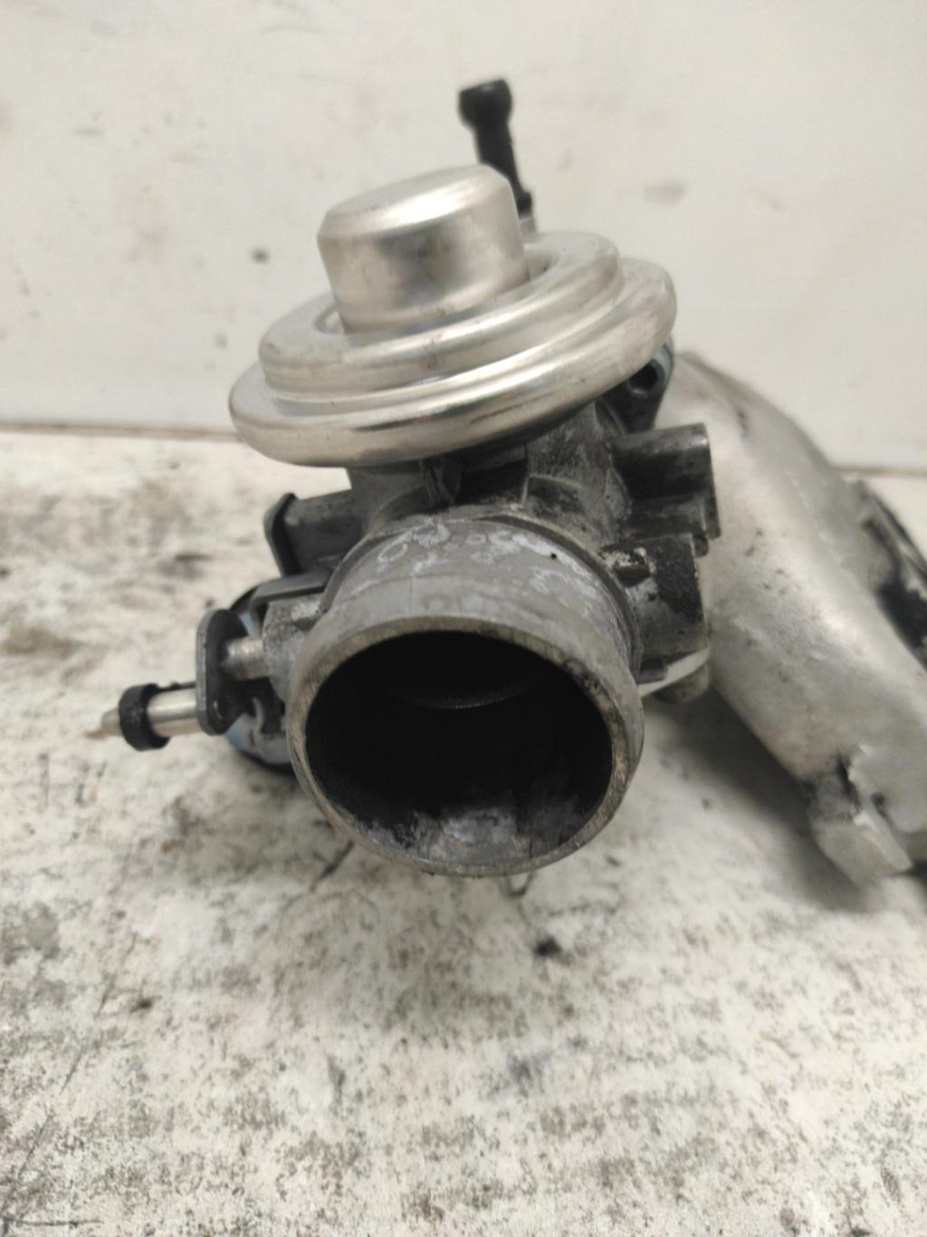 Vanne EGR VOLKSWAGEN POLO 4 PHASE 1 Diesel - 1