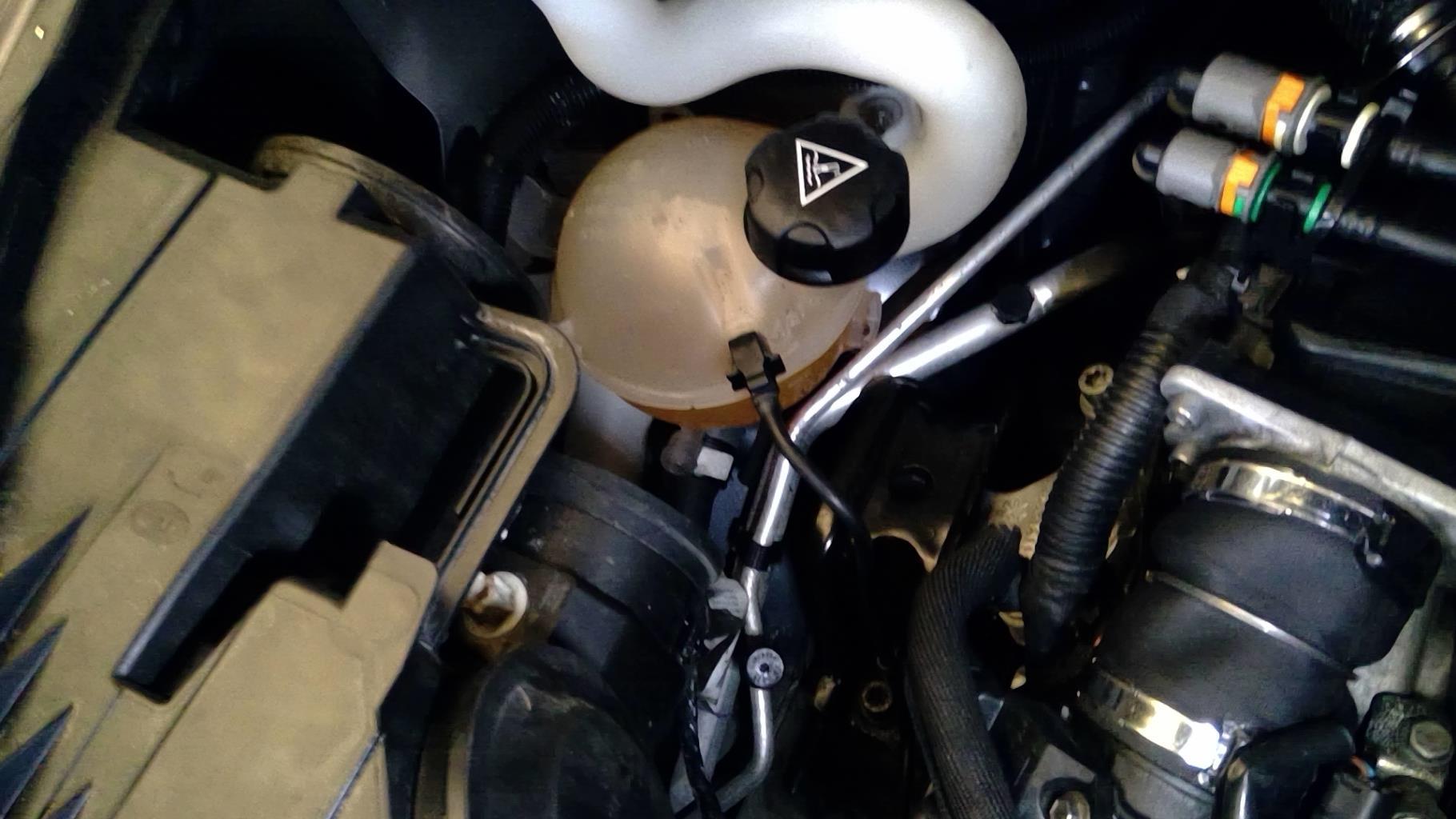 Vase d'expansion CITROEN C3 PICASSO PHASE 1 Diesel - 1