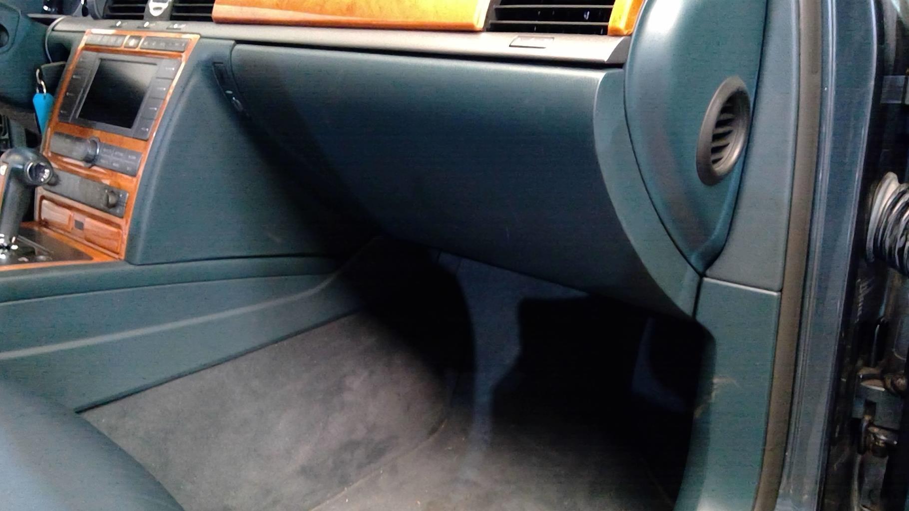 Boite a gants VOLKSWAGEN PHAETON PHASE 1 Essence - 1