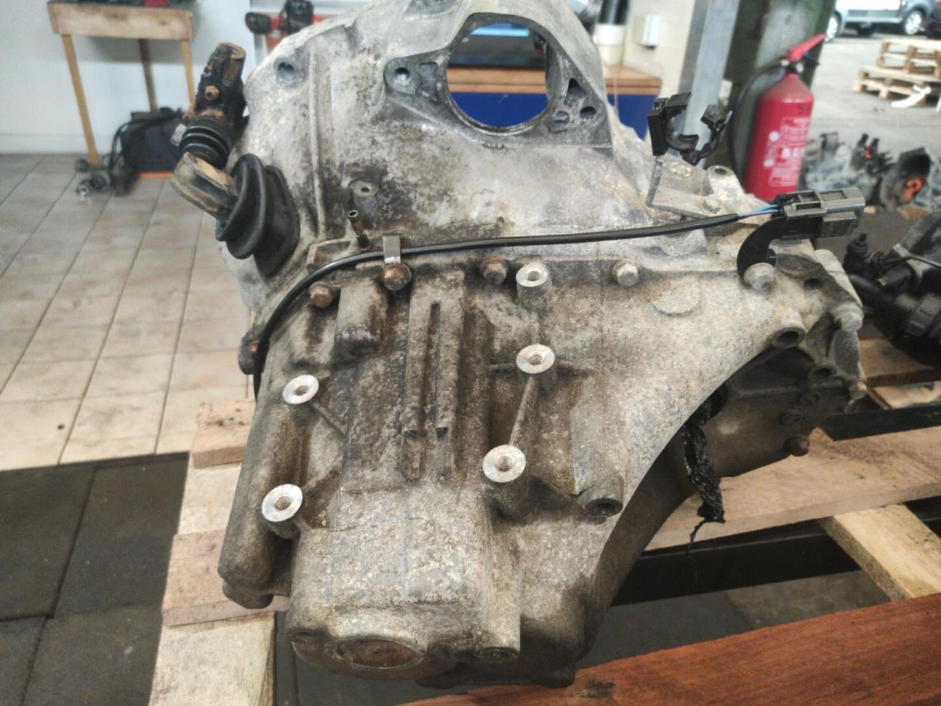 Boite de vitesses NISSAN PRIMERA 4 Diesel - 1