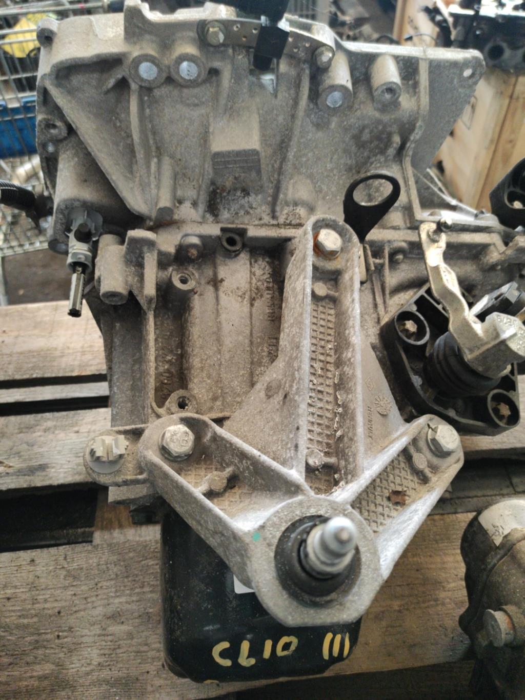 Boite de vitesses RENAULT CLIO 3 PHASE 2 Essence - 1