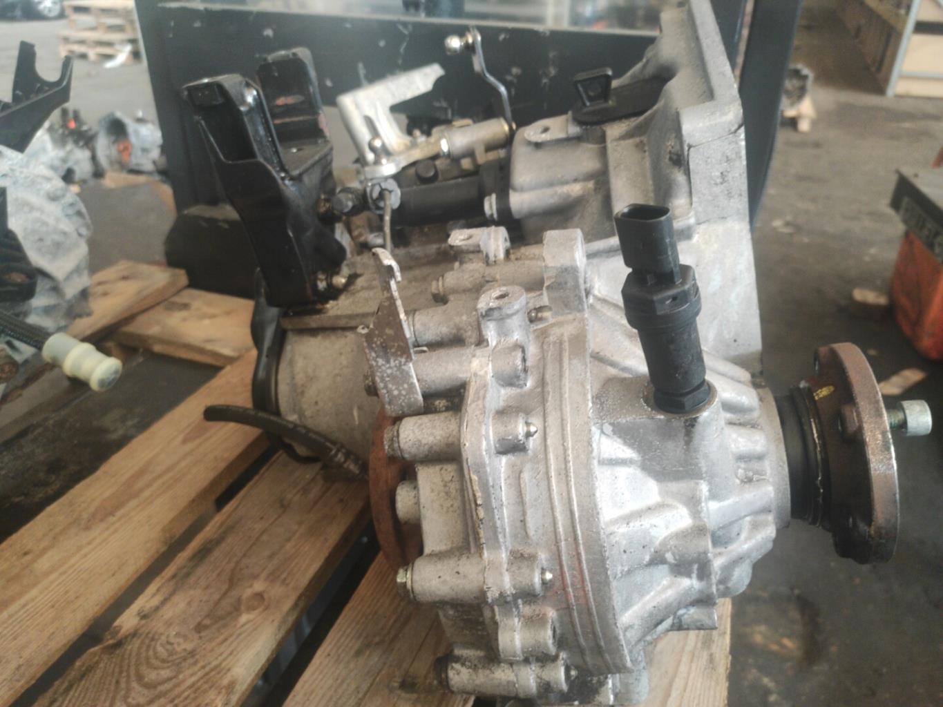 Boite de vitesses VOLKSWAGEN POLO 4 PHASE 1 Diesel - 1