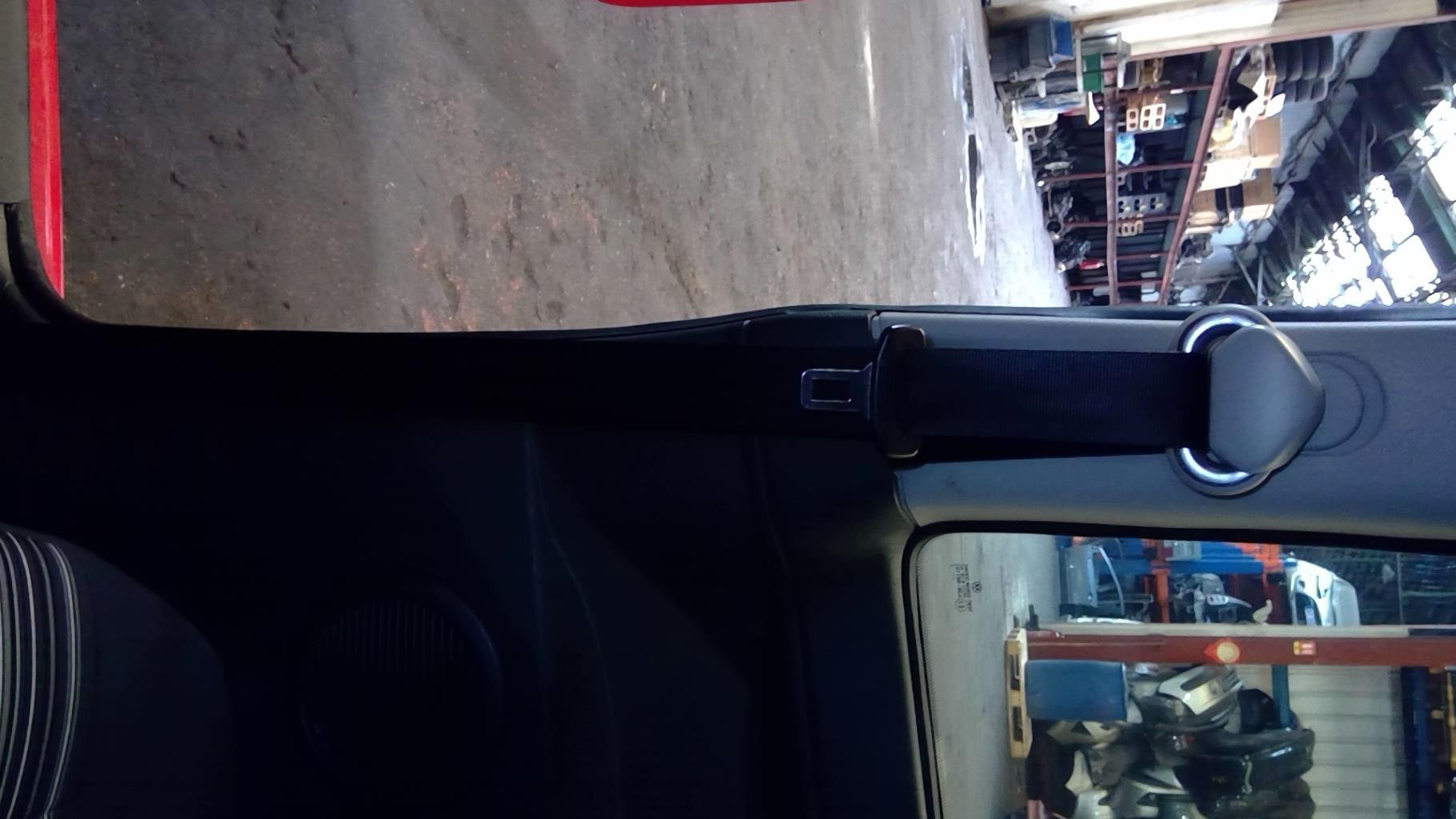 Ceinture avant droit VOLKSWAGEN FOX Essence - 1