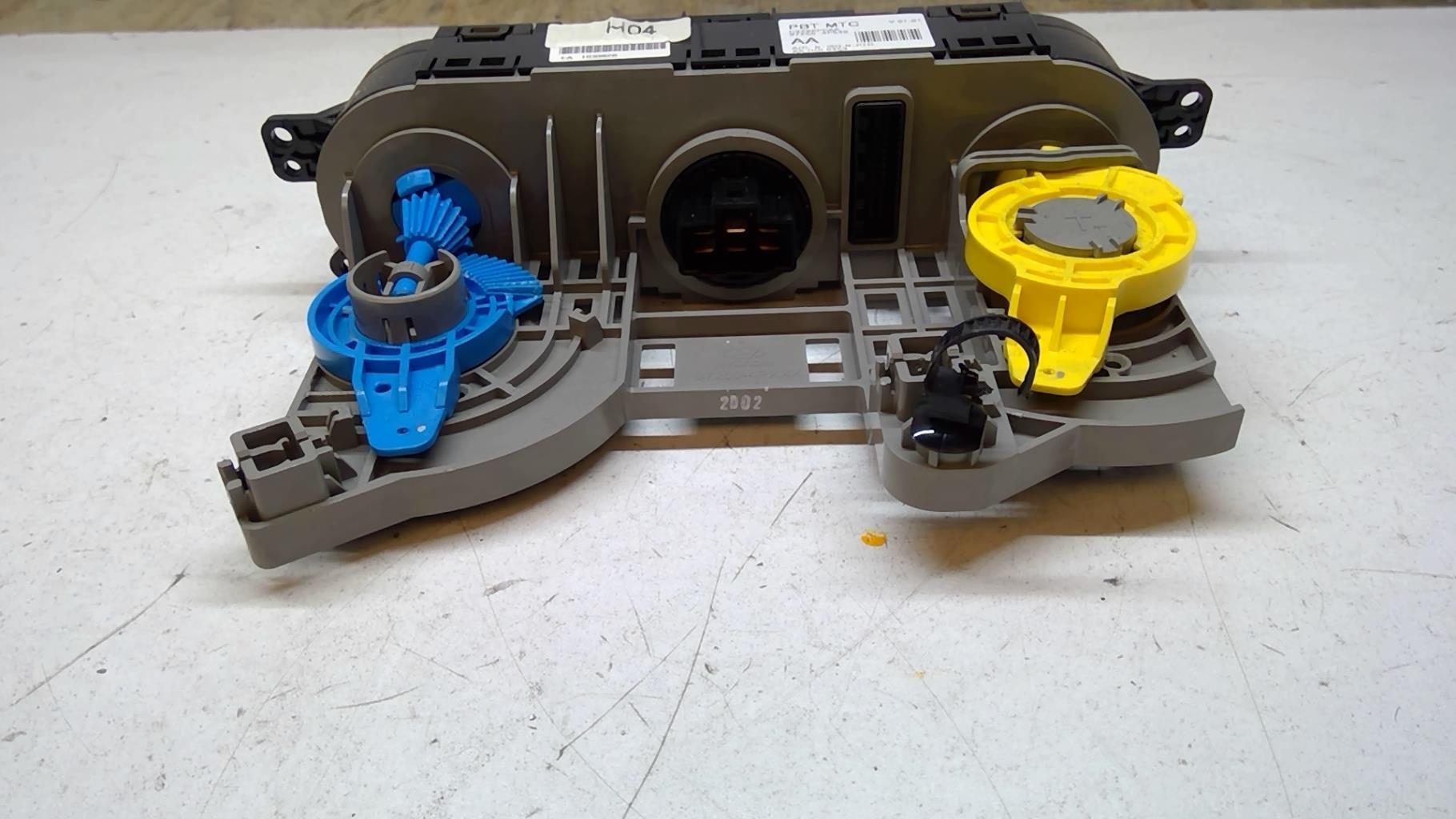 Commande chauffage HYUNDAI I 20 1 PHASE 2 Essence - 1