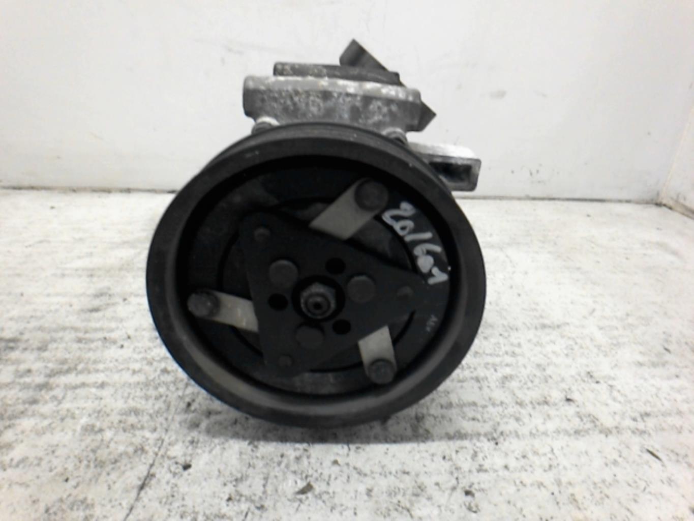 Compresseur clim RENAULT MODUS PHASE 1 Essence - 1