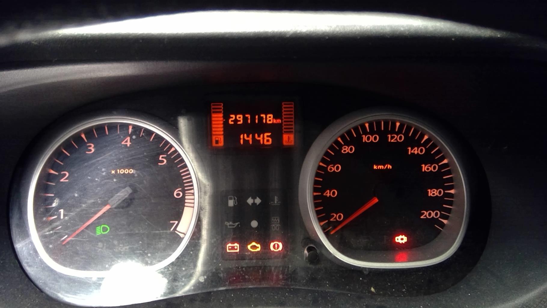 Compteur DACIA DUSTER 1 PHASE 1 Diesel - 1
