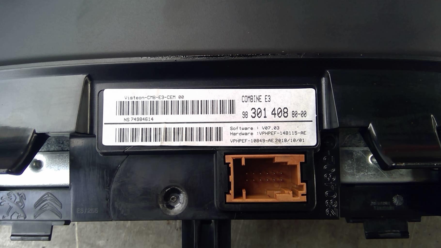 Compteur CITROEN C4 CACTUS Essence - 1