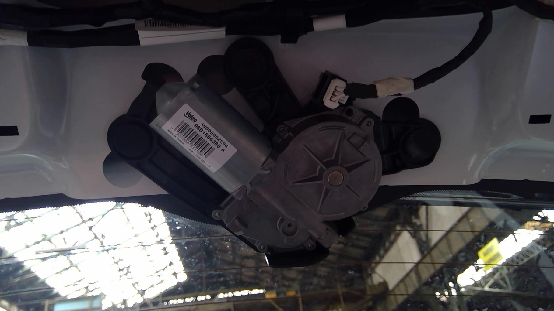 Mecanisme essuie glace arriere CITROEN C4 CACTUS Essence - 1