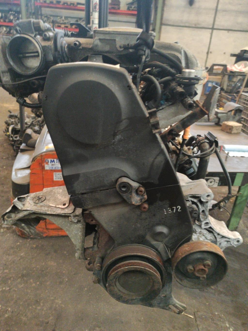 Moteur VOLKSWAGEN GOLF 4 CABRIOLET Essence - 1