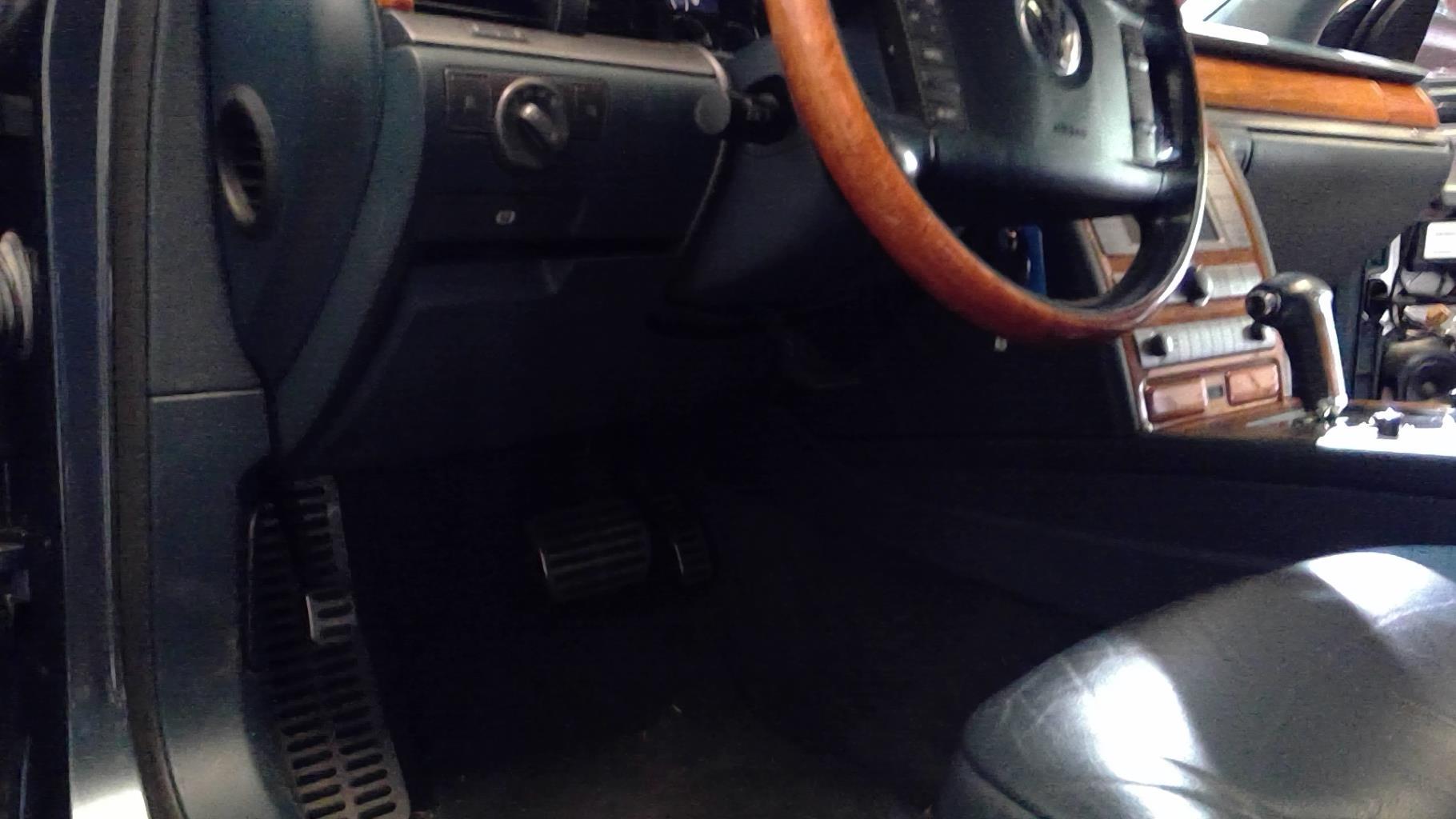 Planche de bord complete VOLKSWAGEN PHAETON PHASE 1 Essence - 1