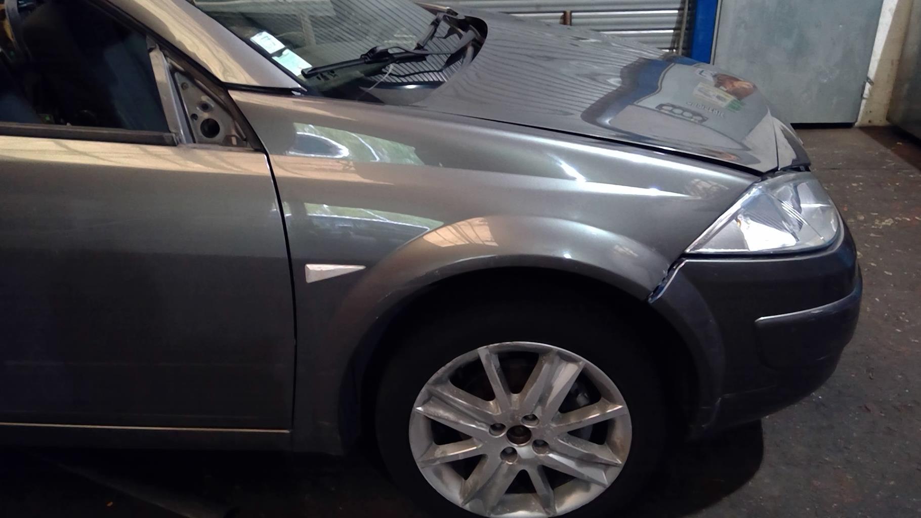 Aile avant droit RENAULT MEGANE 2 PHASE 1 CABRIOLET Diesel - 1