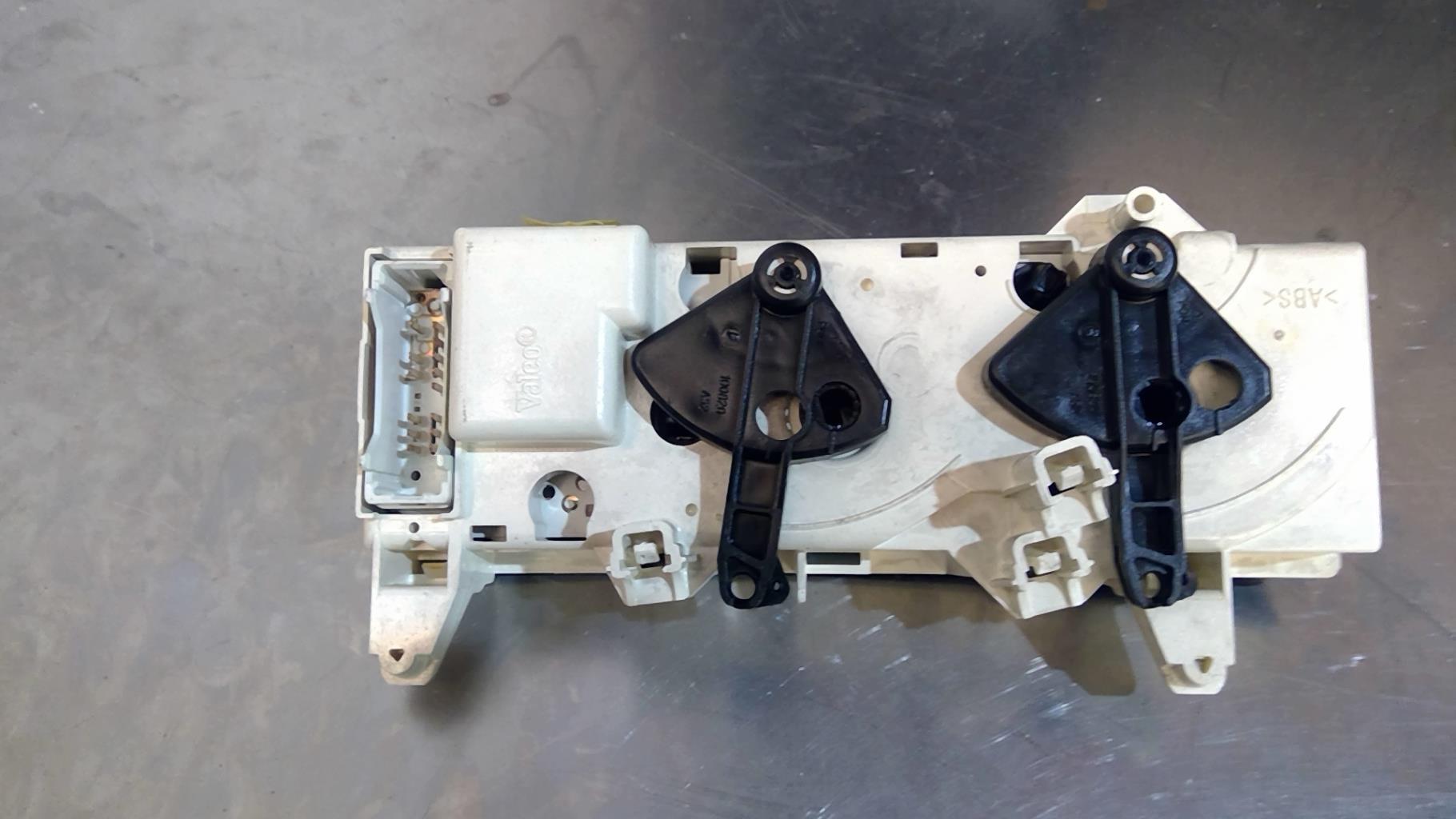 Commande chauffage RENAULT SCENIC 1 PHASE 2 Essence - 1