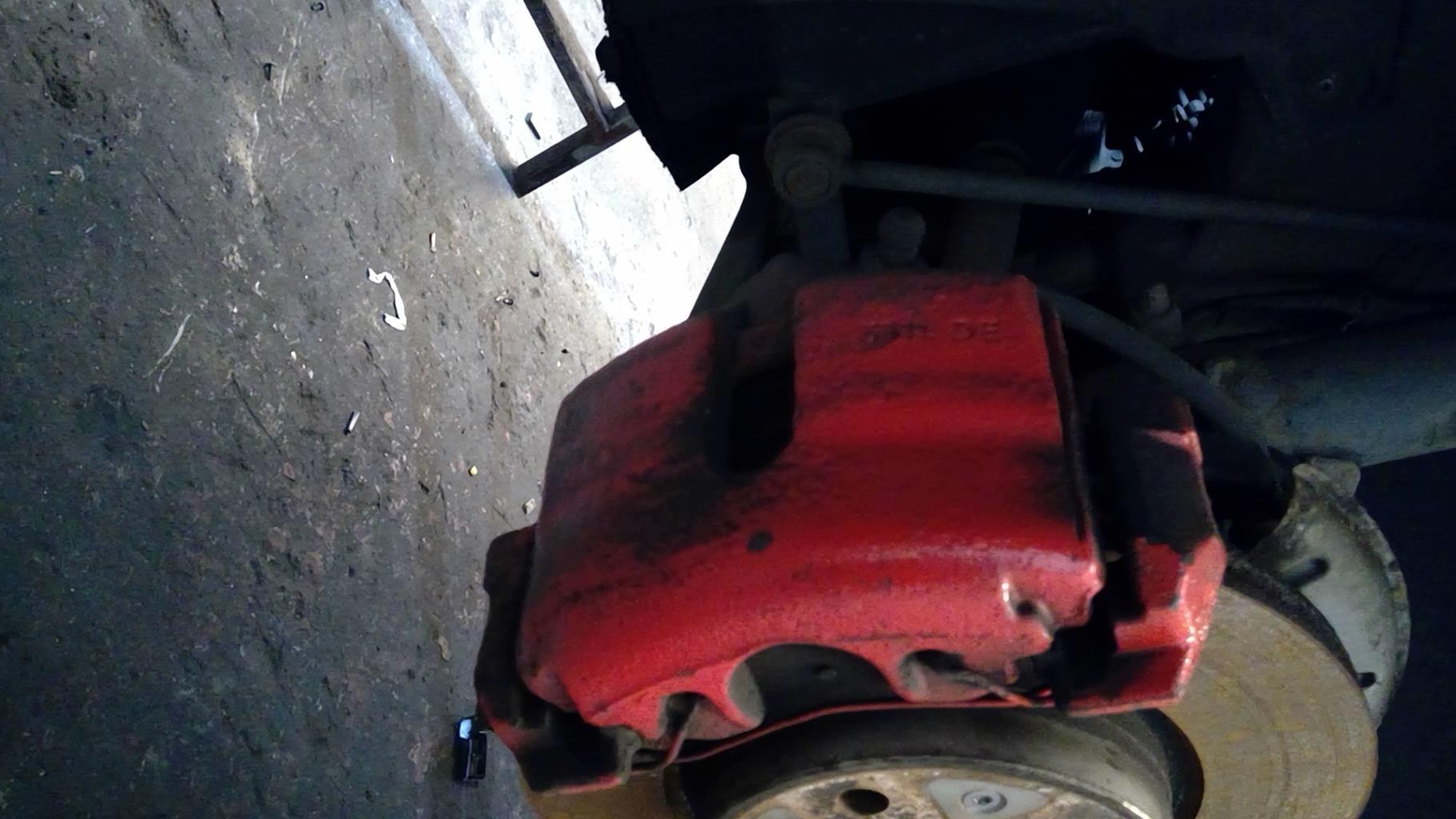 Etrier avant gauche (freinage) AUDI A3 2 SPORTBACK PHASE 1 Diesel - 1