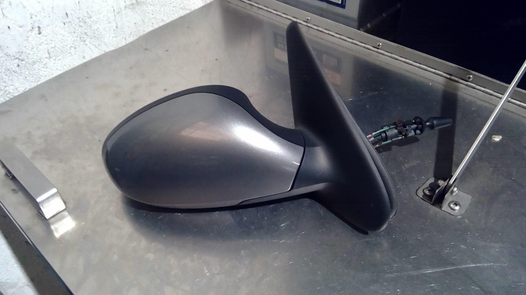 Retroviseur droit SEAT LEON 1 Diesel - 1
