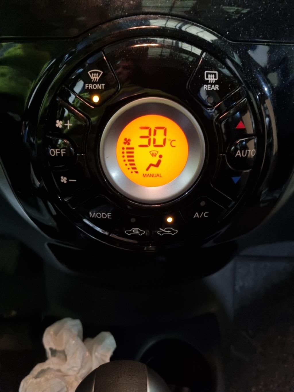Commande chauffage NISSAN NOTE 2 Essence - 1