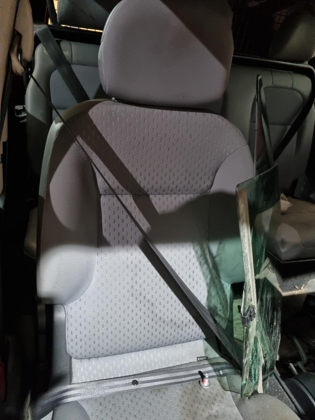 Siege avant droit CITROEN BERLINGO 2 PHASE 1 Diesel - 1