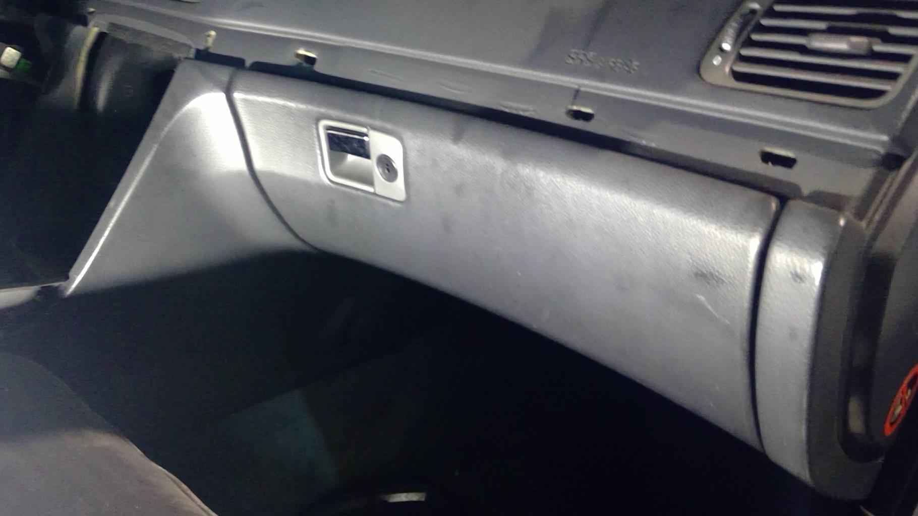 Boite a gants VOLVO S 80 1 PHASE 1 Diesel - 1