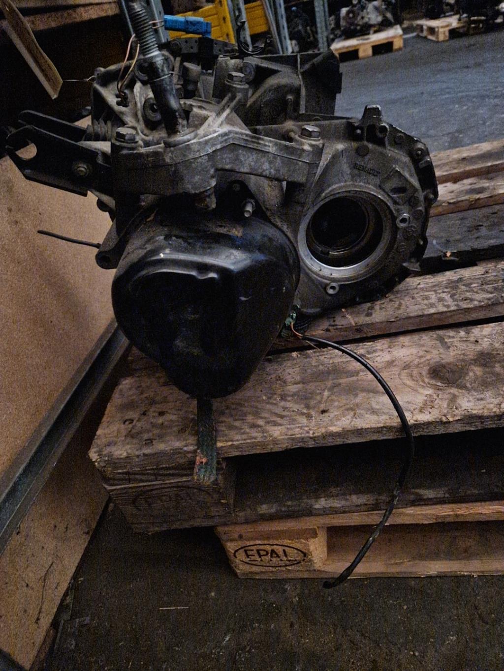 Boite de vitesses RENAULT CLIO 2 PHASE 2 Essence - 1