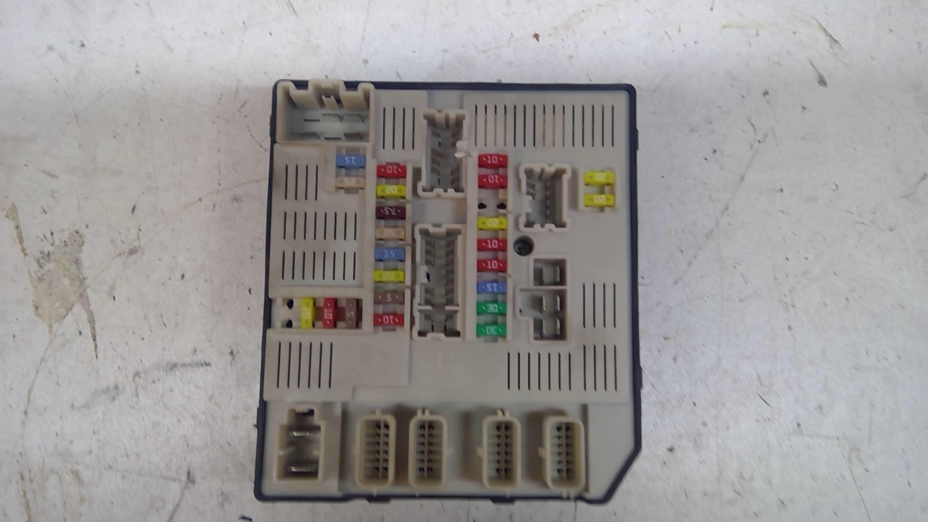 Boitier servitude moteur (BSM) RENAULT MEGANE 3 PHASE 1 Diesel - 1