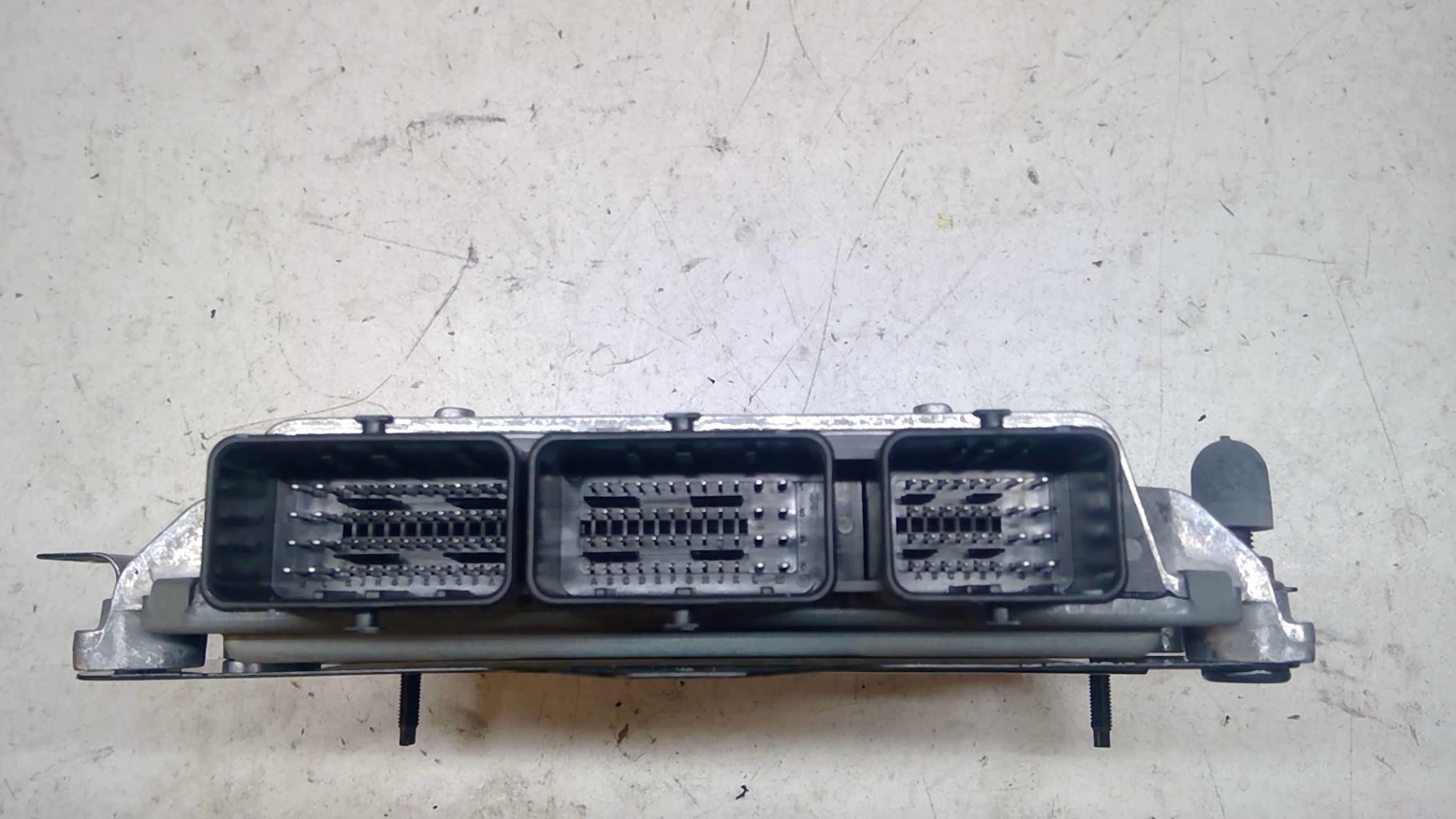 Calculateur PEUGEOT 407 PHASE 1 Diesel - 1