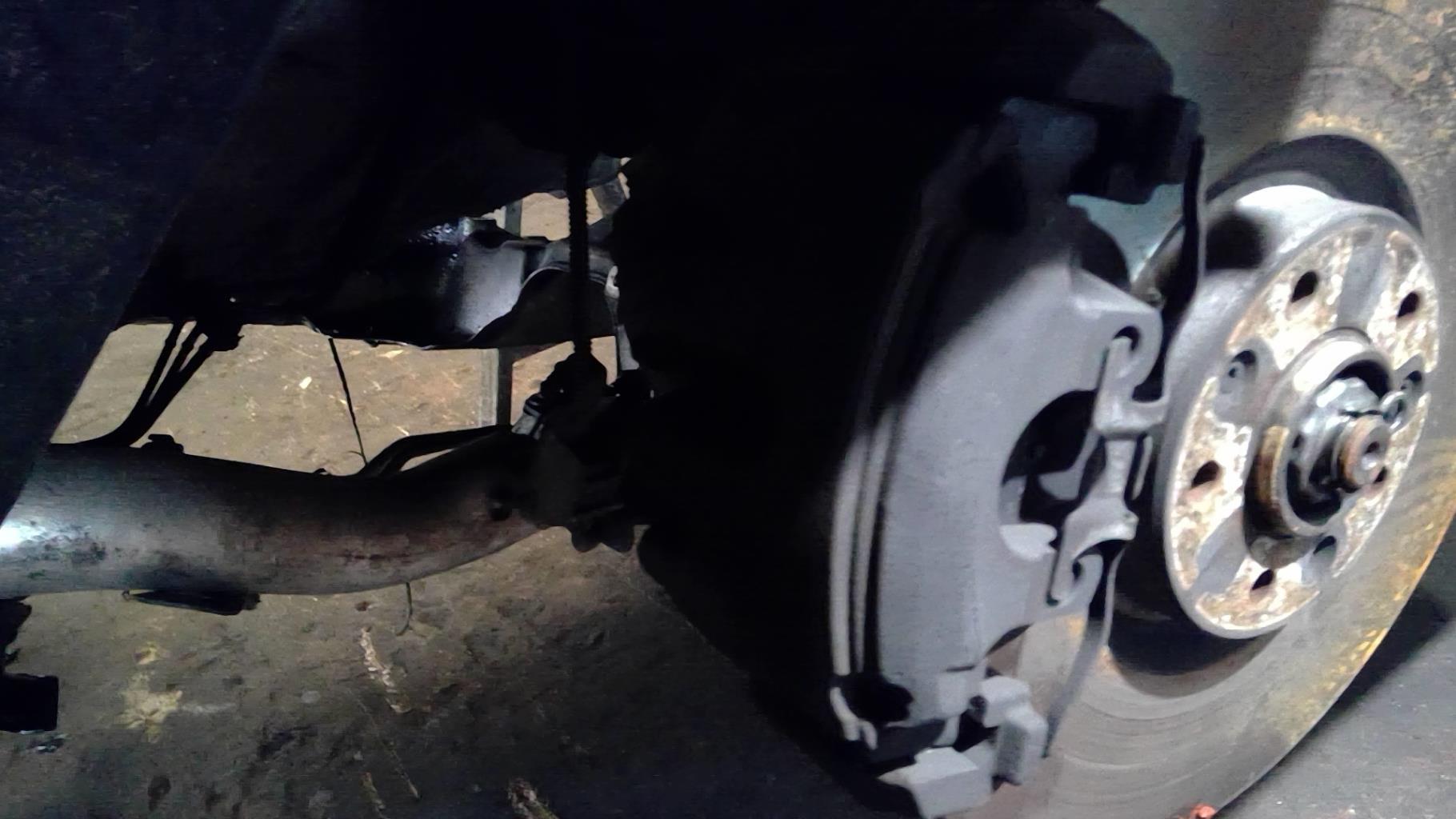 Etrier avant gauche (freinage) CITROEN C6 Diesel - 1
