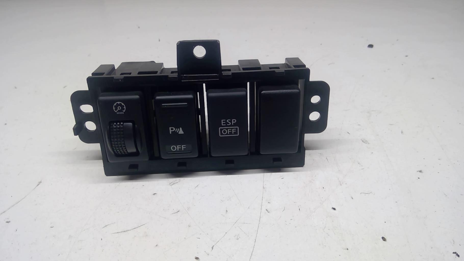 Bouton/Interrupteur RENAULT KOLEOS 1 PHASE 1 Diesel - 1