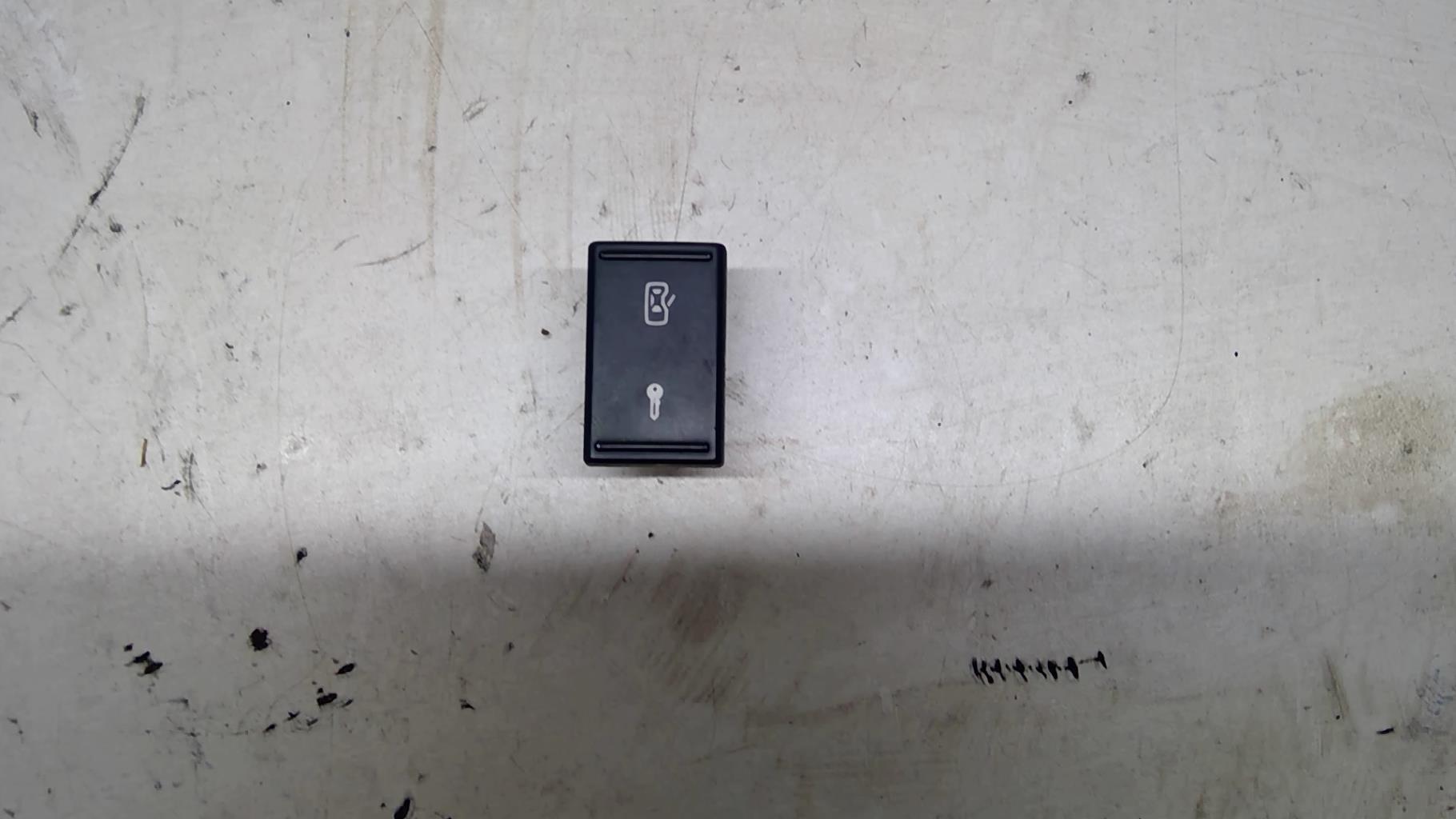 Bouton/Interrupteur SKODA ROOMSTER Essence - 1