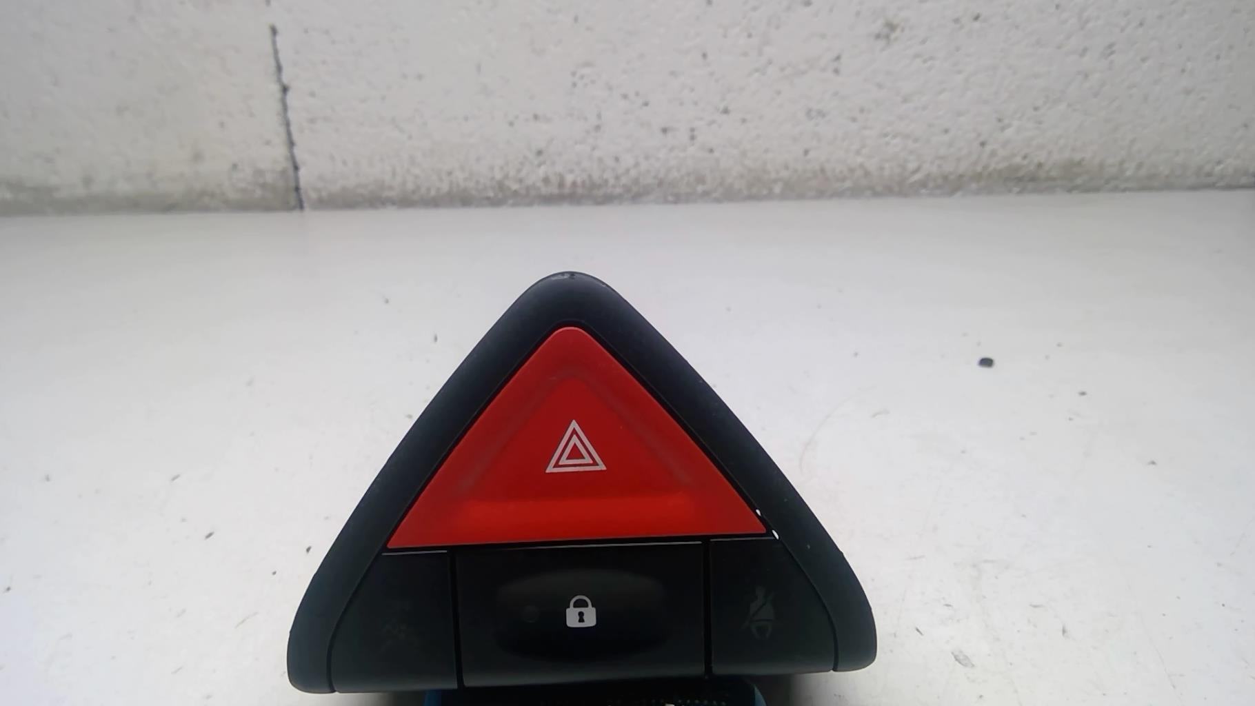 Bouton de warning RENAULT KOLEOS 1 PHASE 1 Diesel - 1