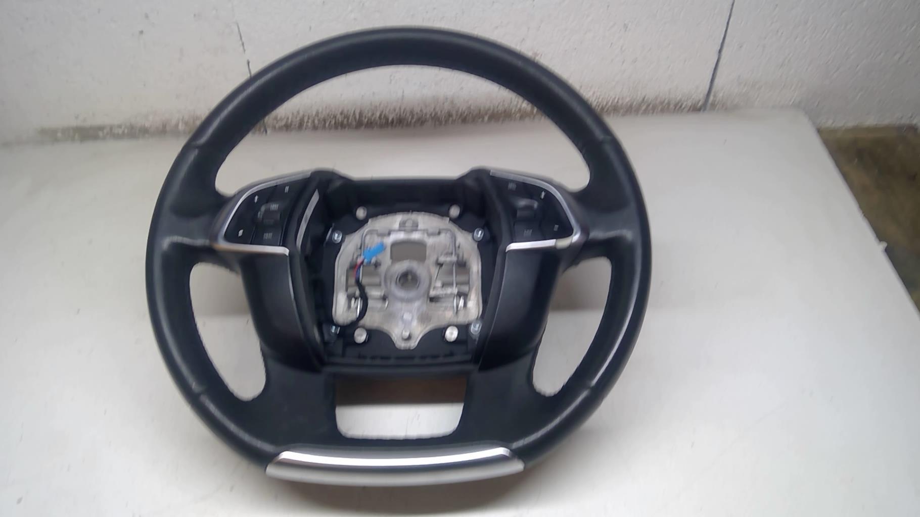 Volant CITROEN C4 2 PHASE 1 Diesel - 1