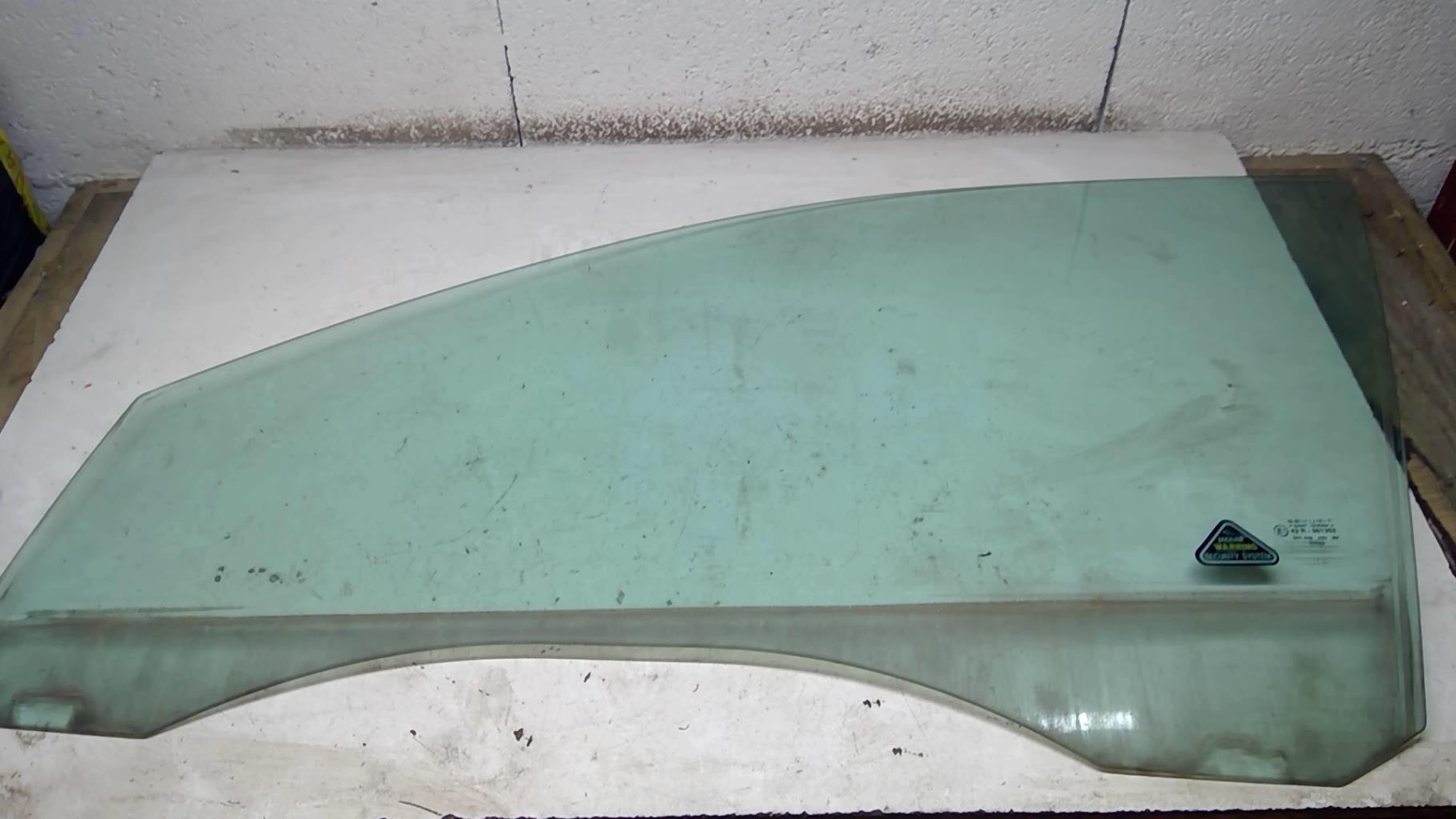 Vitre avant gauche JAGUAR X-TYPE PHASE 1 Essence - 1
