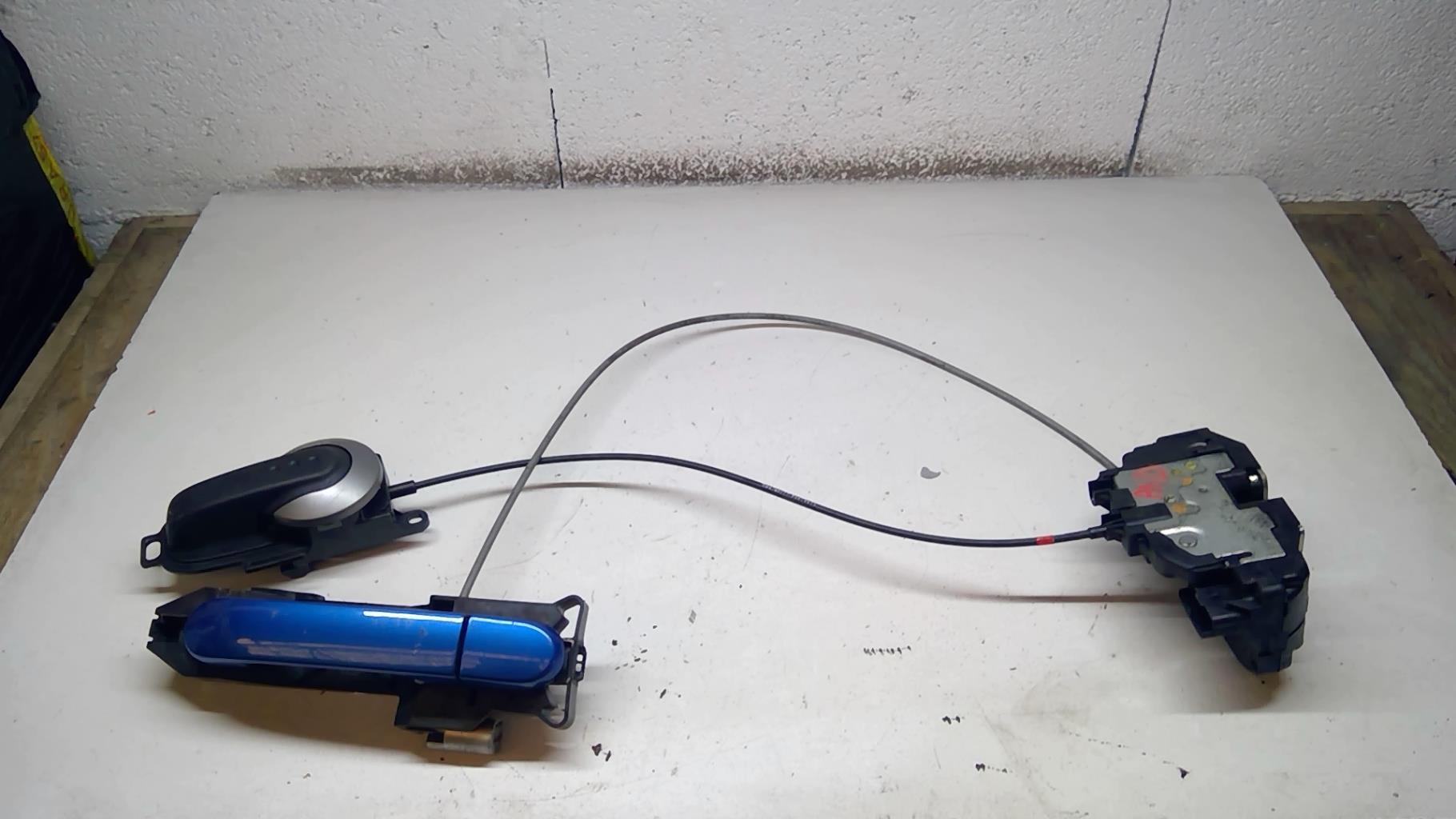 Serrure avant droit NISSAN NOTE 1 PHASE 1 Diesel - 1