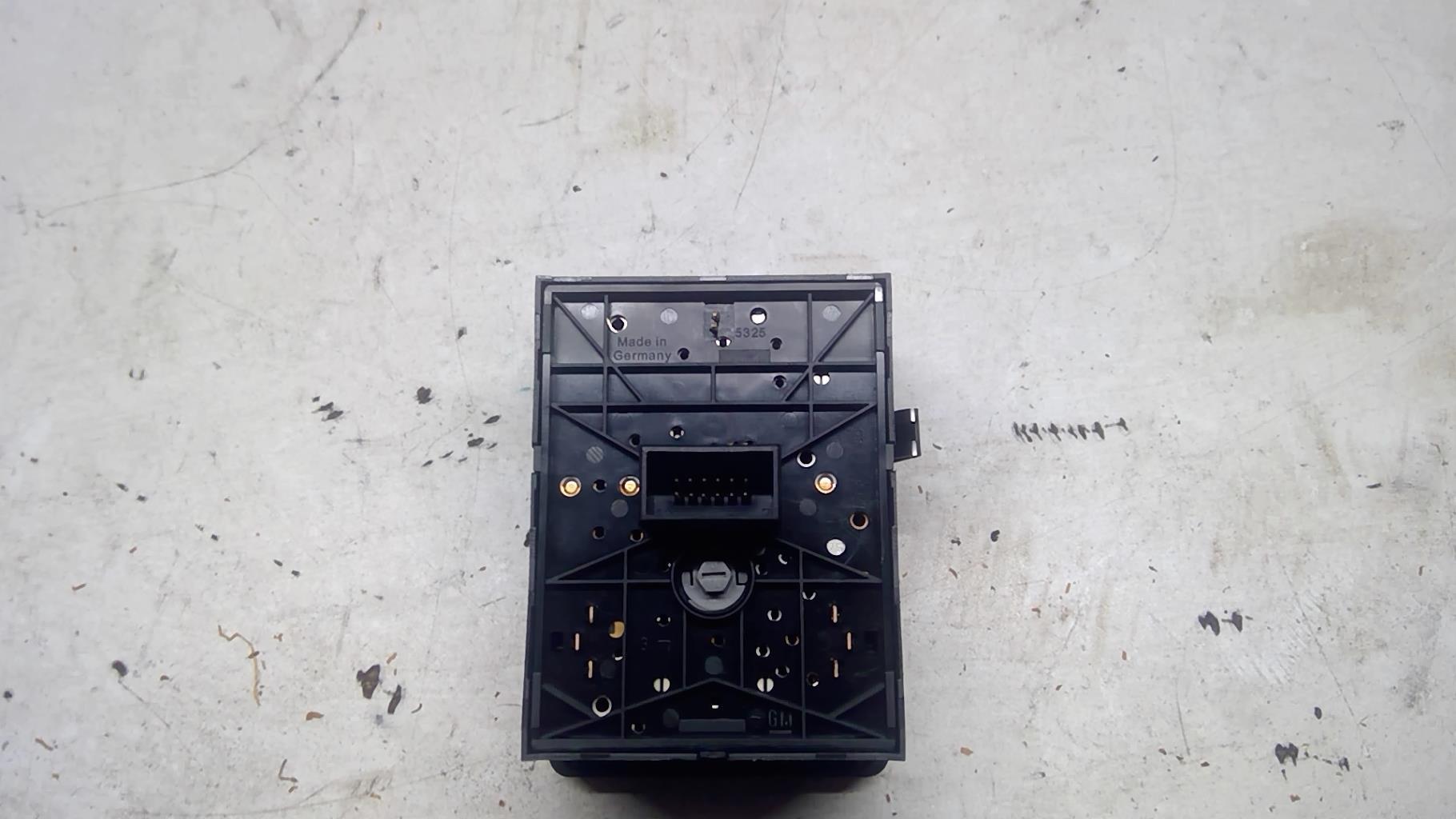 Bouton/Interrupteur OPEL CORSA C PHASE 2 Diesel - 1