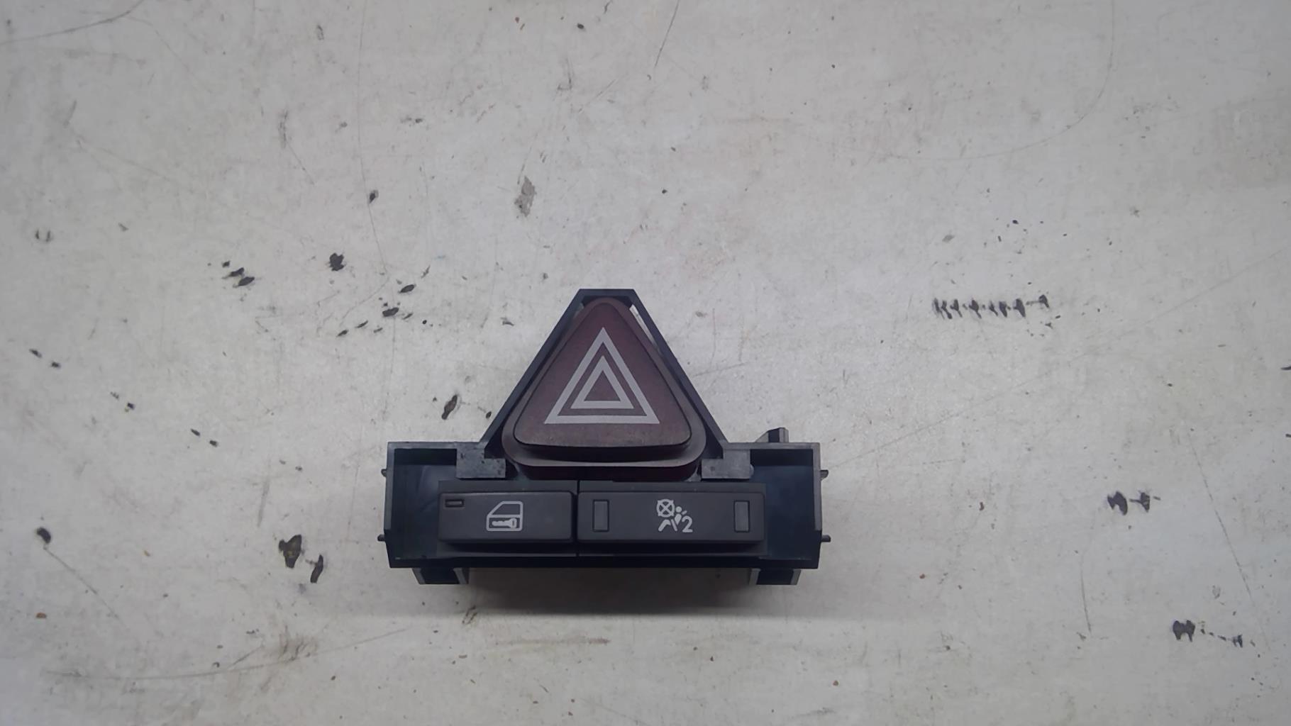 Bouton de warning OPEL CORSA D PHASE 1  - 1