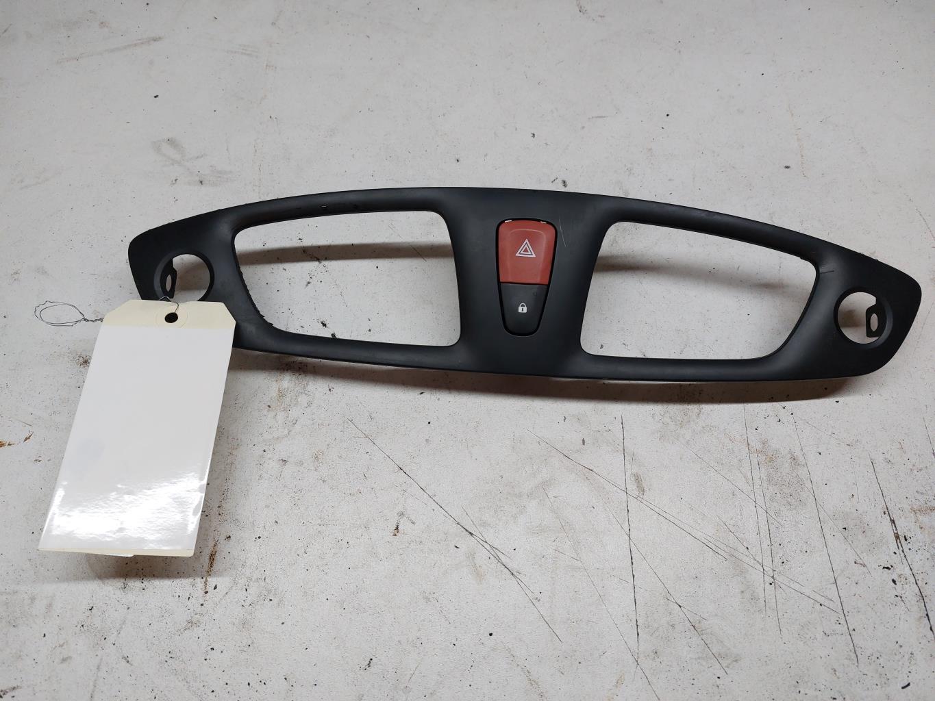 Bouton de warning RENAULT GRAND SCENIC 3 PHASE 1 Diesel - 1
