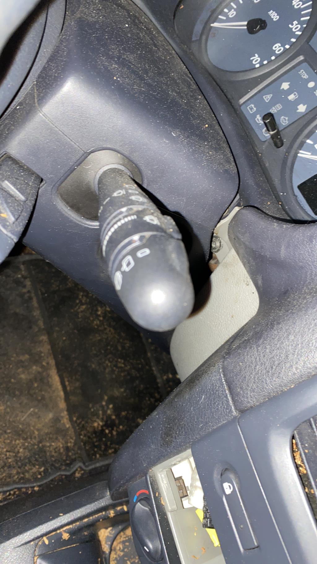 Commodo d'essuie glaces RENAULT CLIO 2 PHASE 2 Diesel - 1