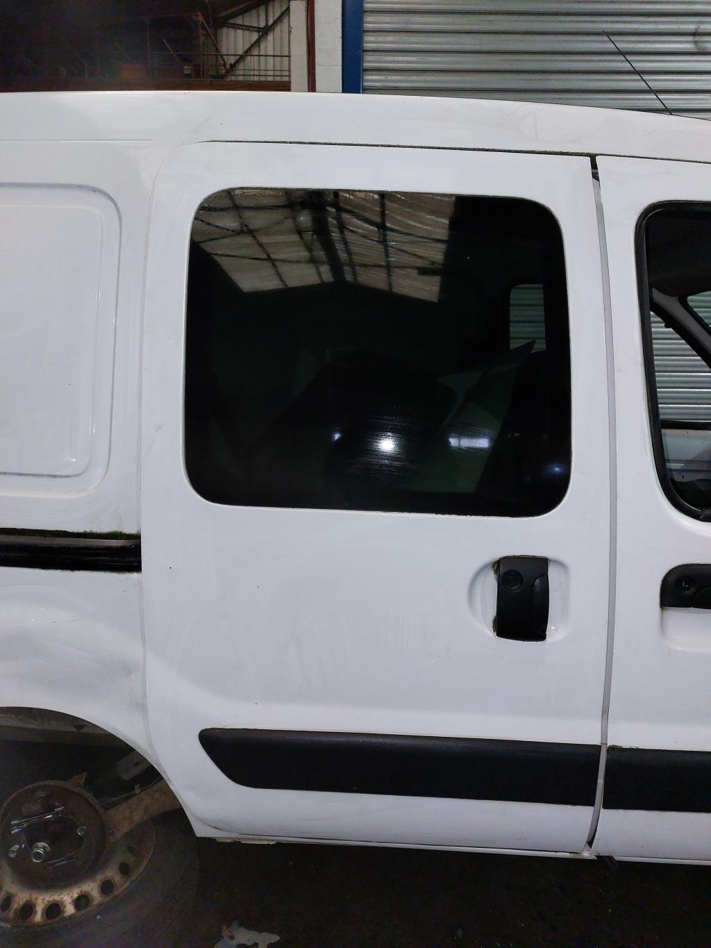 Porte arriere droit RENAULT KANGOO 1 PHASE 2 Diesel - 1