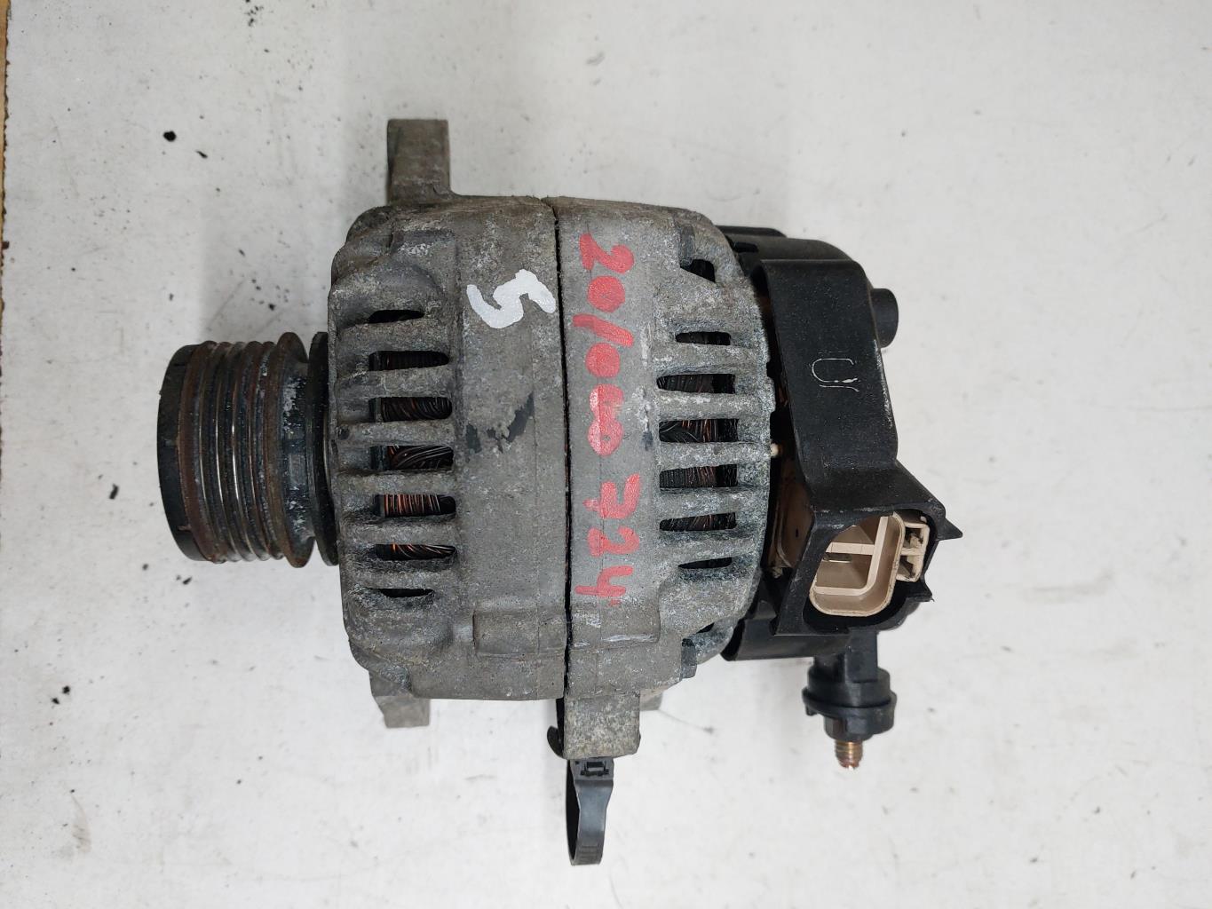 Alternateur VOLKSWAGEN GOLF 3 BREAK Essence - 1