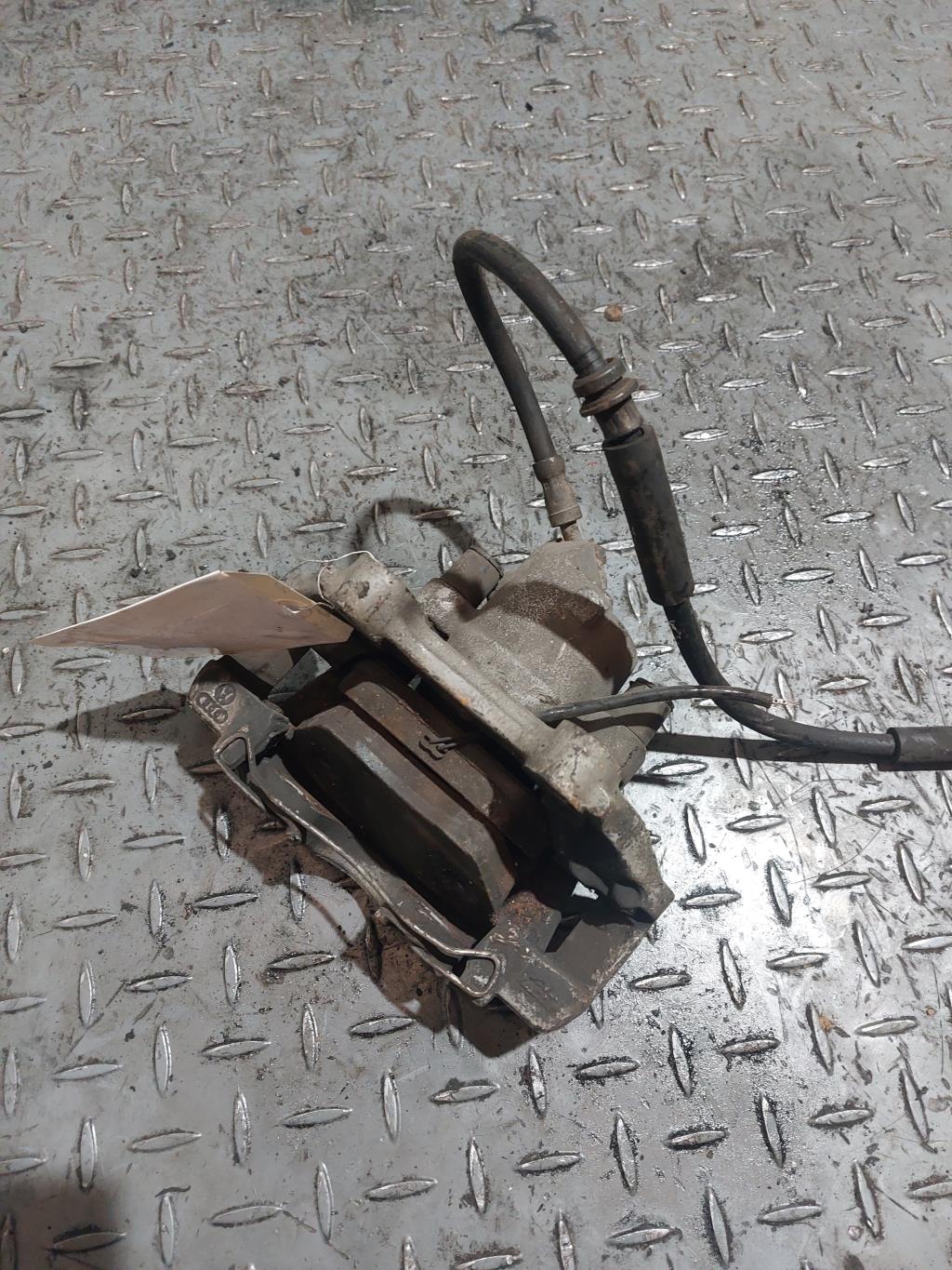 Etrier avant gauche (freinage) AUDI TT  - 1