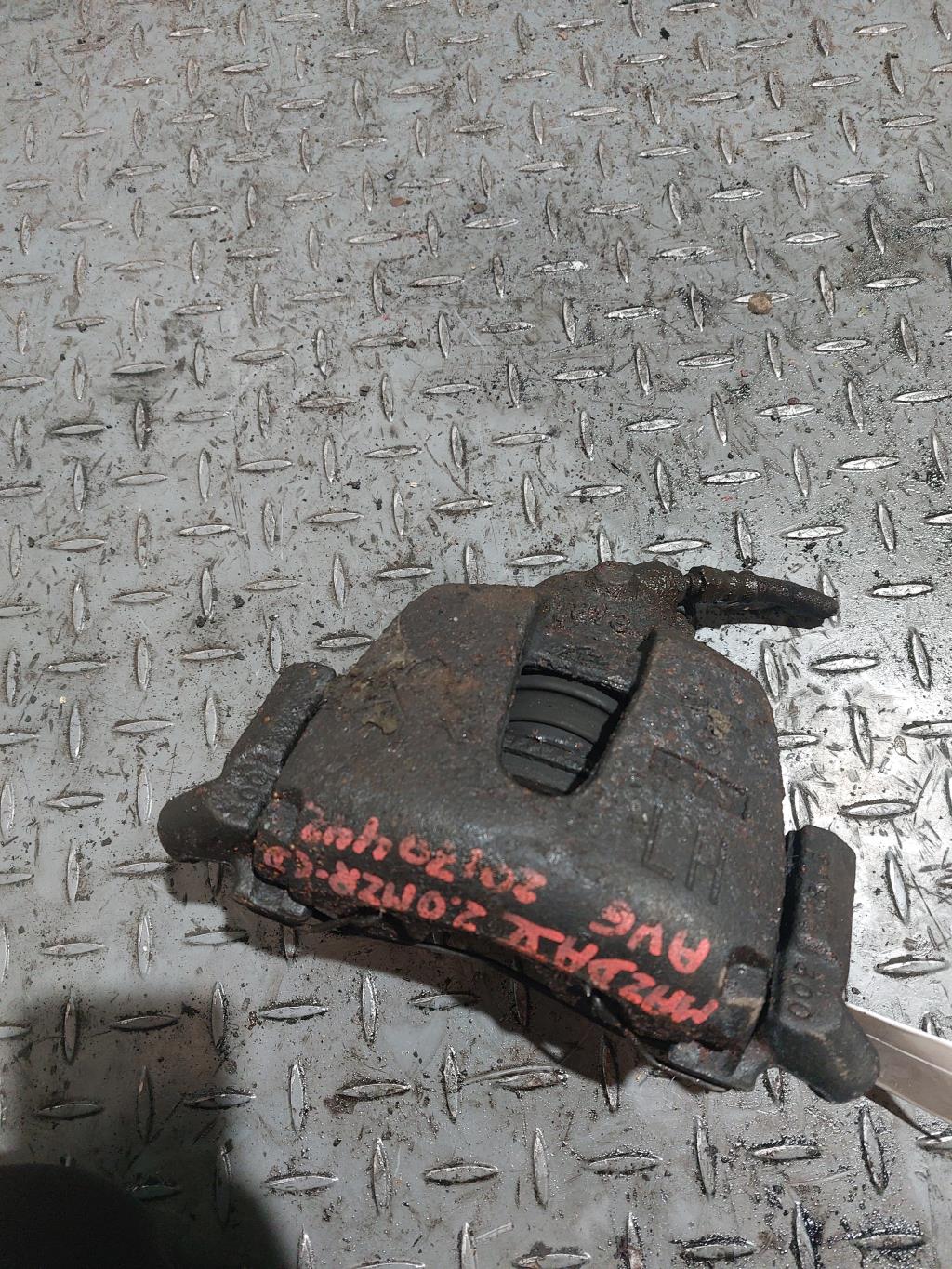 Etrier avant gauche (freinage) MAZDA 5 1 PHASE 1 Diesel - 1