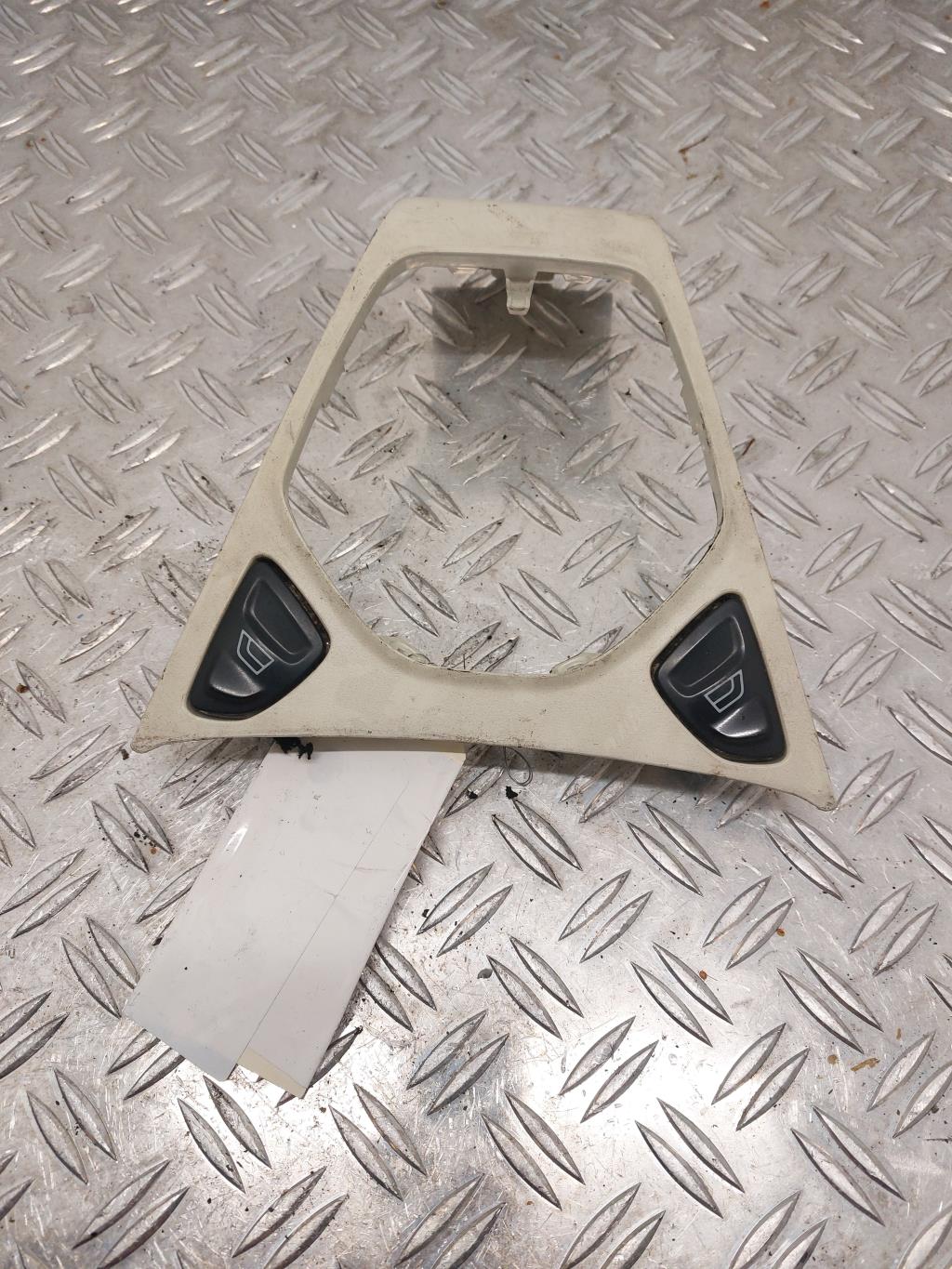 Interrupteur de leve vitre FORD KA 1  - 1