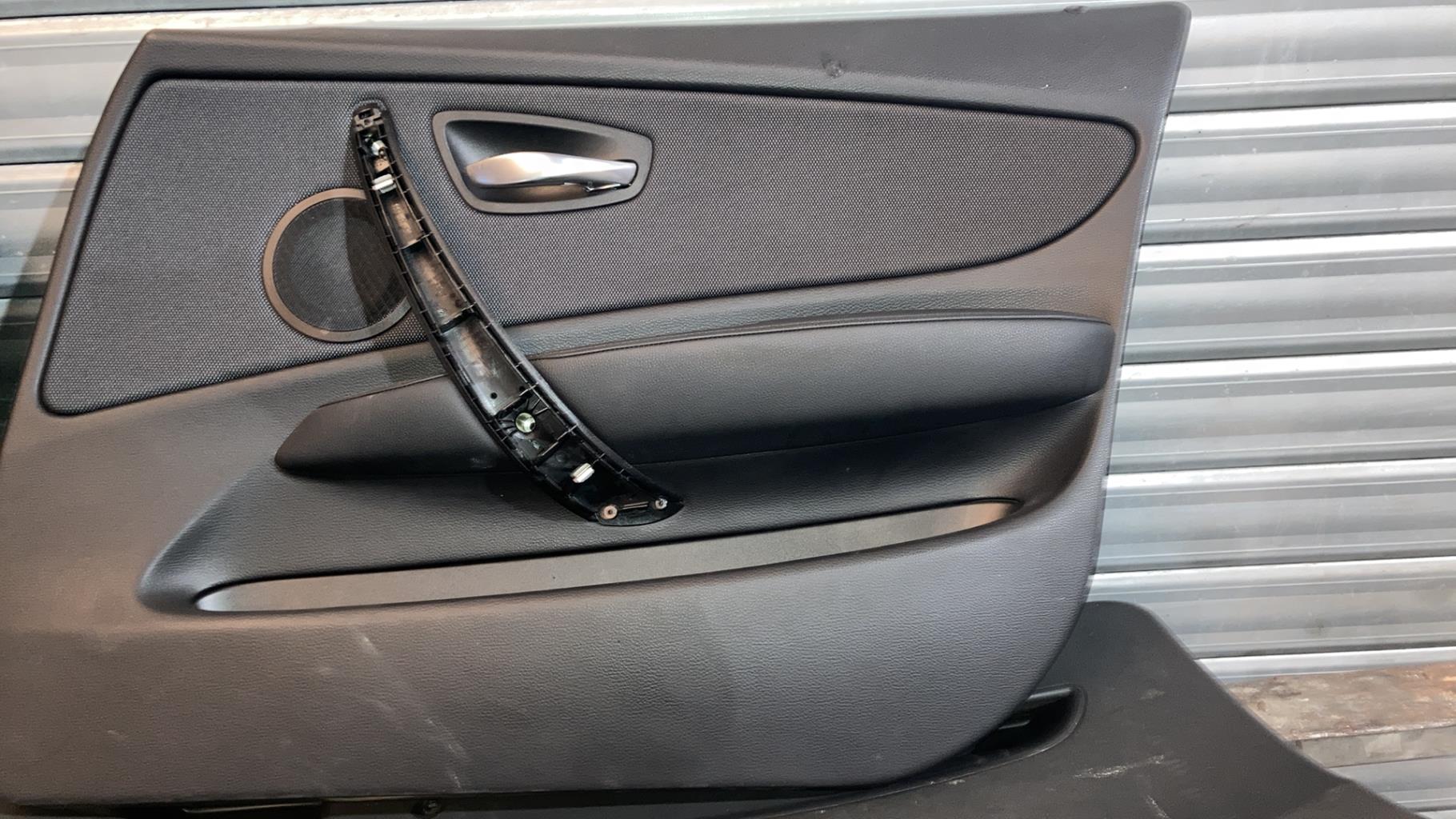 Panneau de porte avant droit BMW SERIE 1 E87 PHASE 2 Diesel - 1