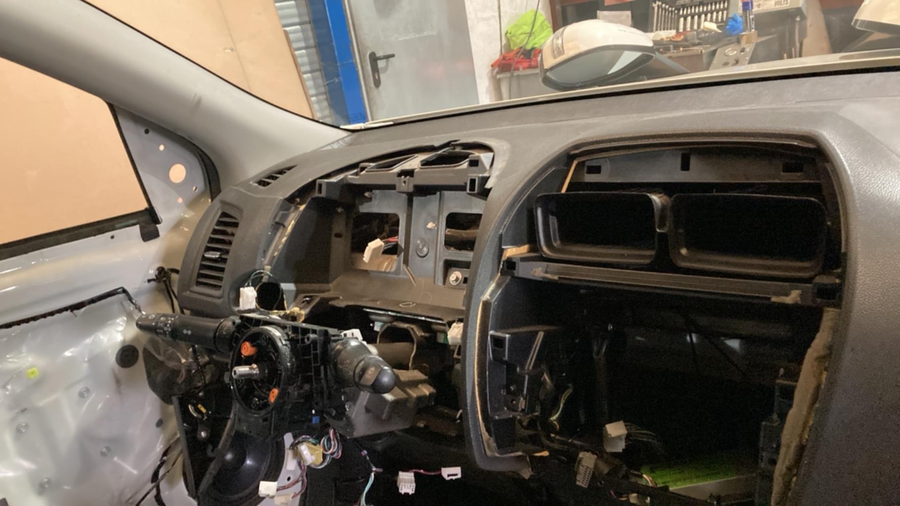 Planche de bord complete MITSUBISHI ASX PHASE 1 Diesel - 1