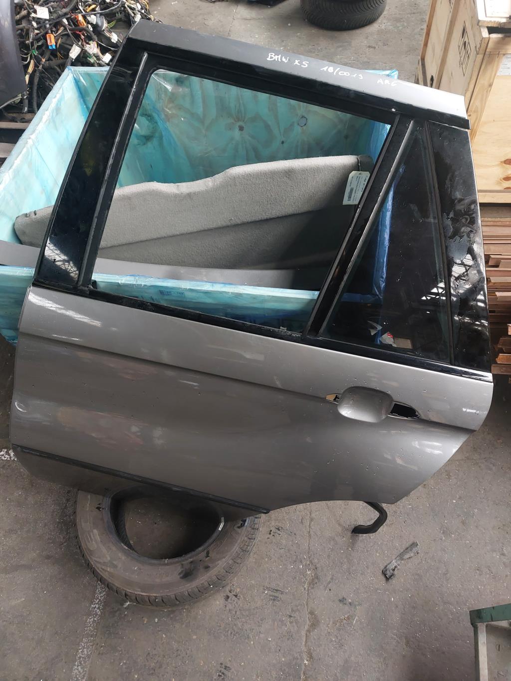 Porte arriere gauche BMW X5 E53 Diesel - 1