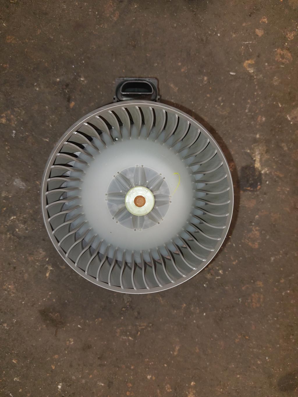 Pulseur d'air SUZUKI SWIFT 3 Essence - 1
