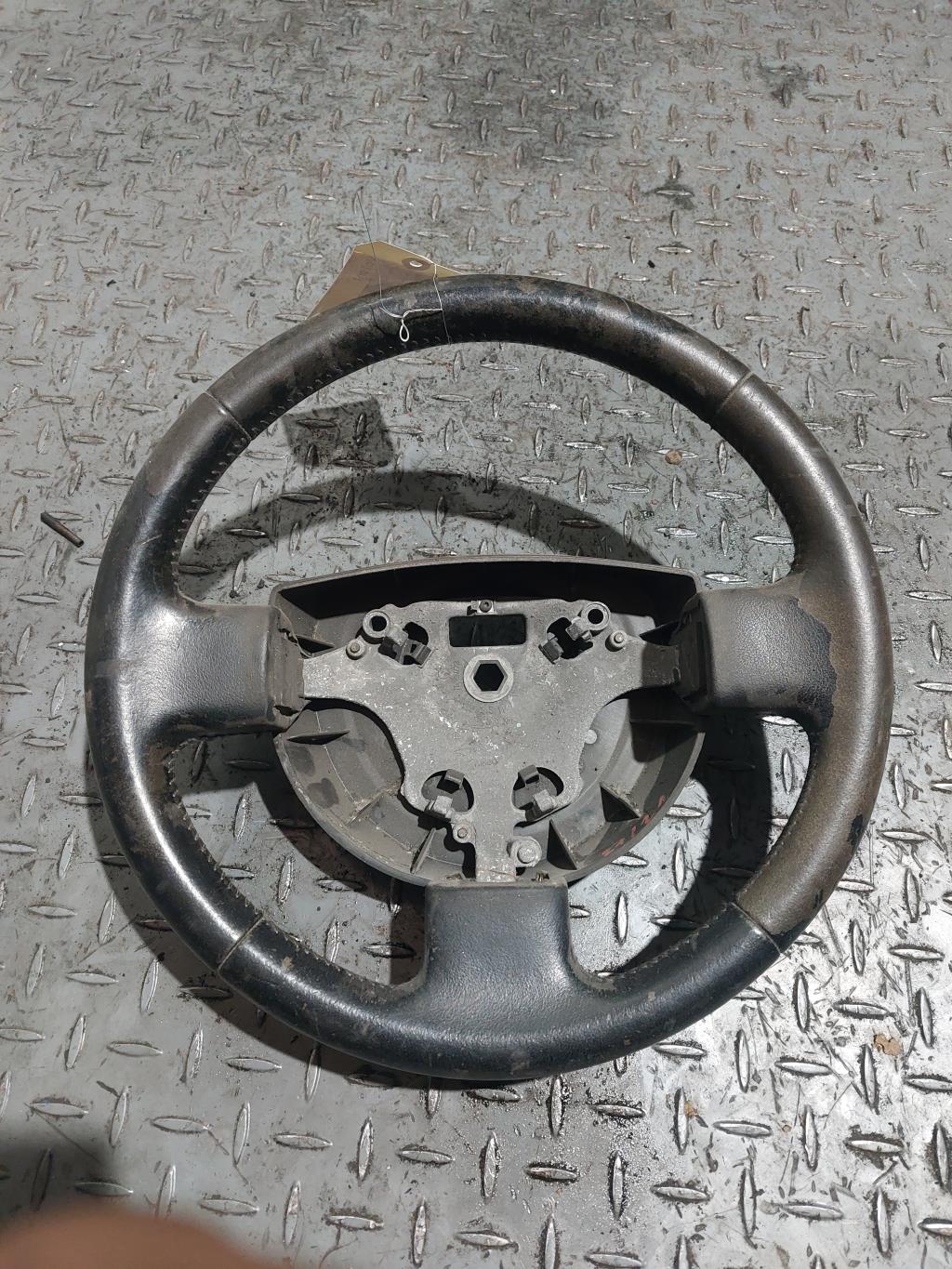 Volant FORD FIESTA 5 PHASE 1 Essence - 1