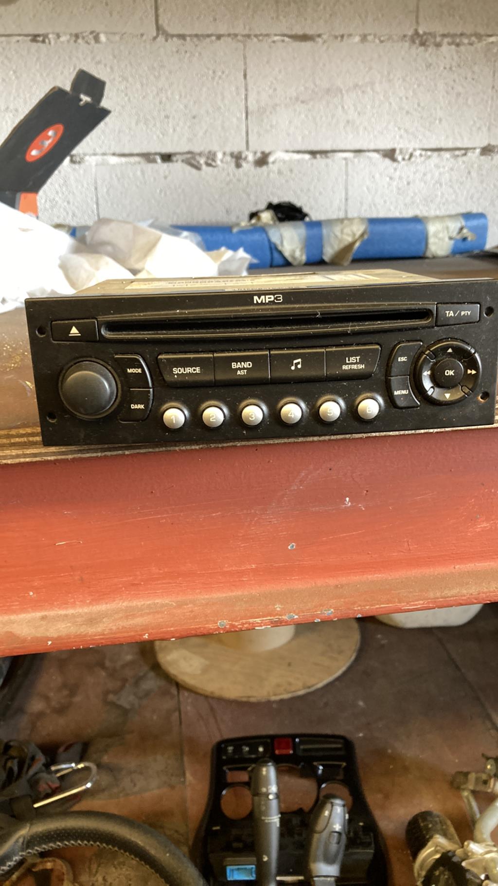 Autoradio CITROEN C3 PICASSO PHASE 1 Diesel - 1