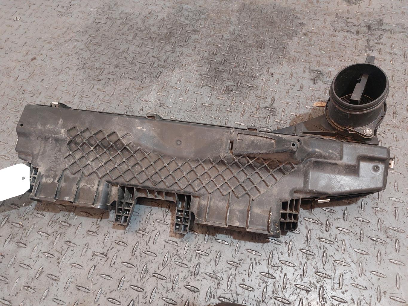 Boite a air BMW X3 E83  - 1